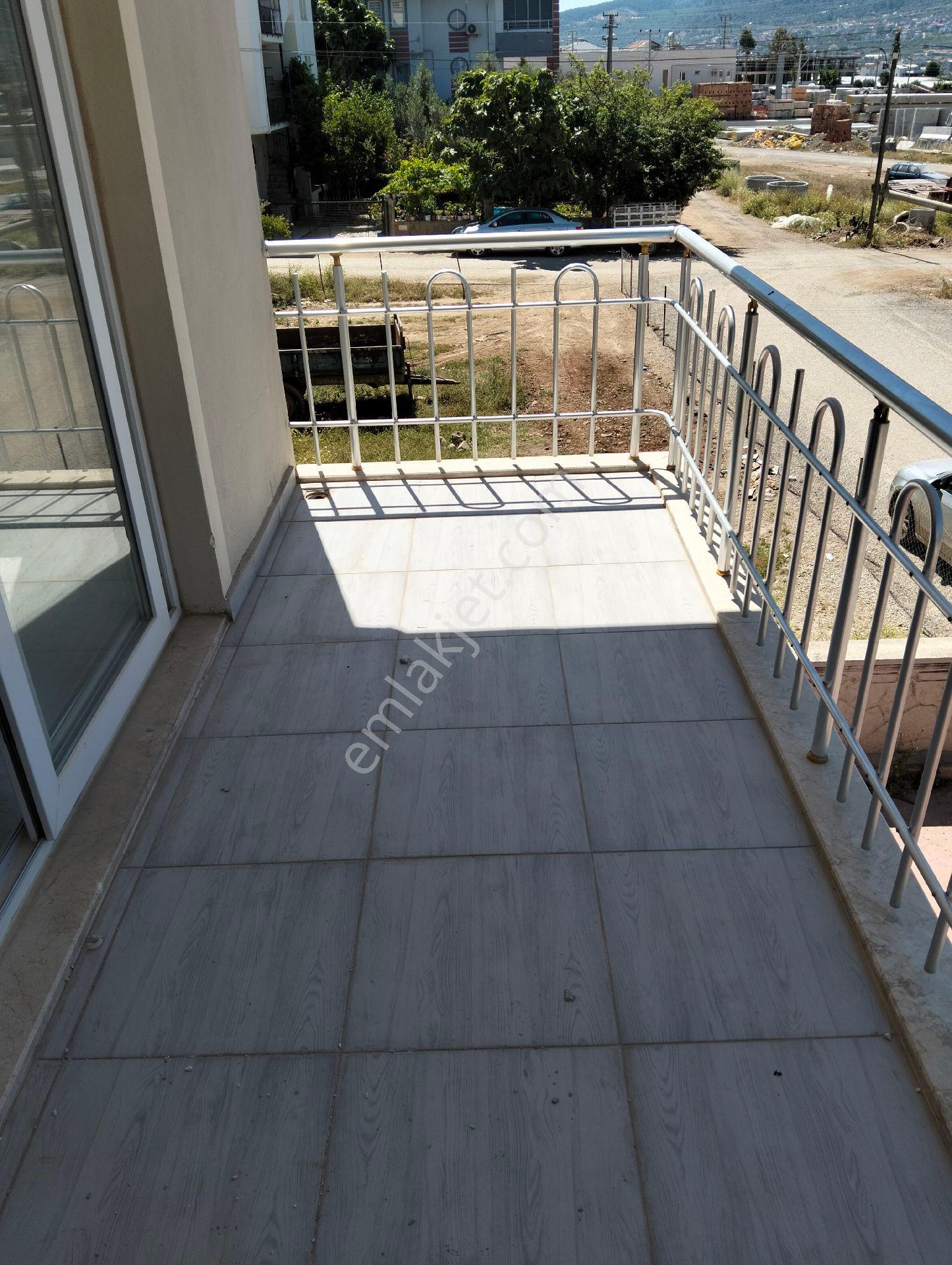 Karaçulhada Okula Yakın Kiralık 2+1 Daire - Görsel 6