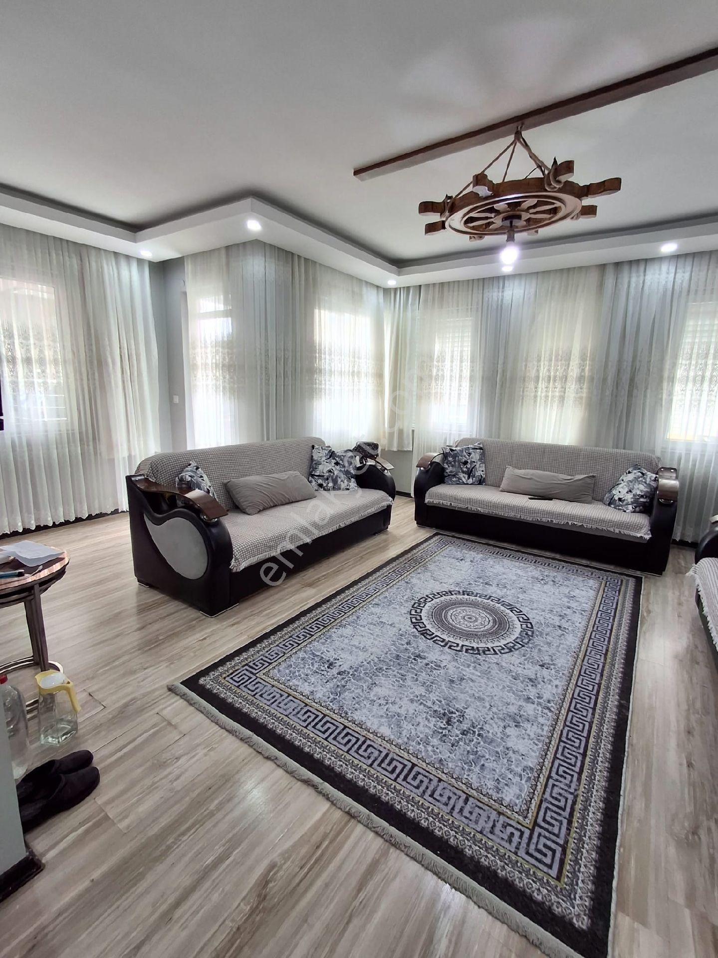 Kuzeyyaka Mahallede Cok Genıs Daıre 3+1 160 M2
