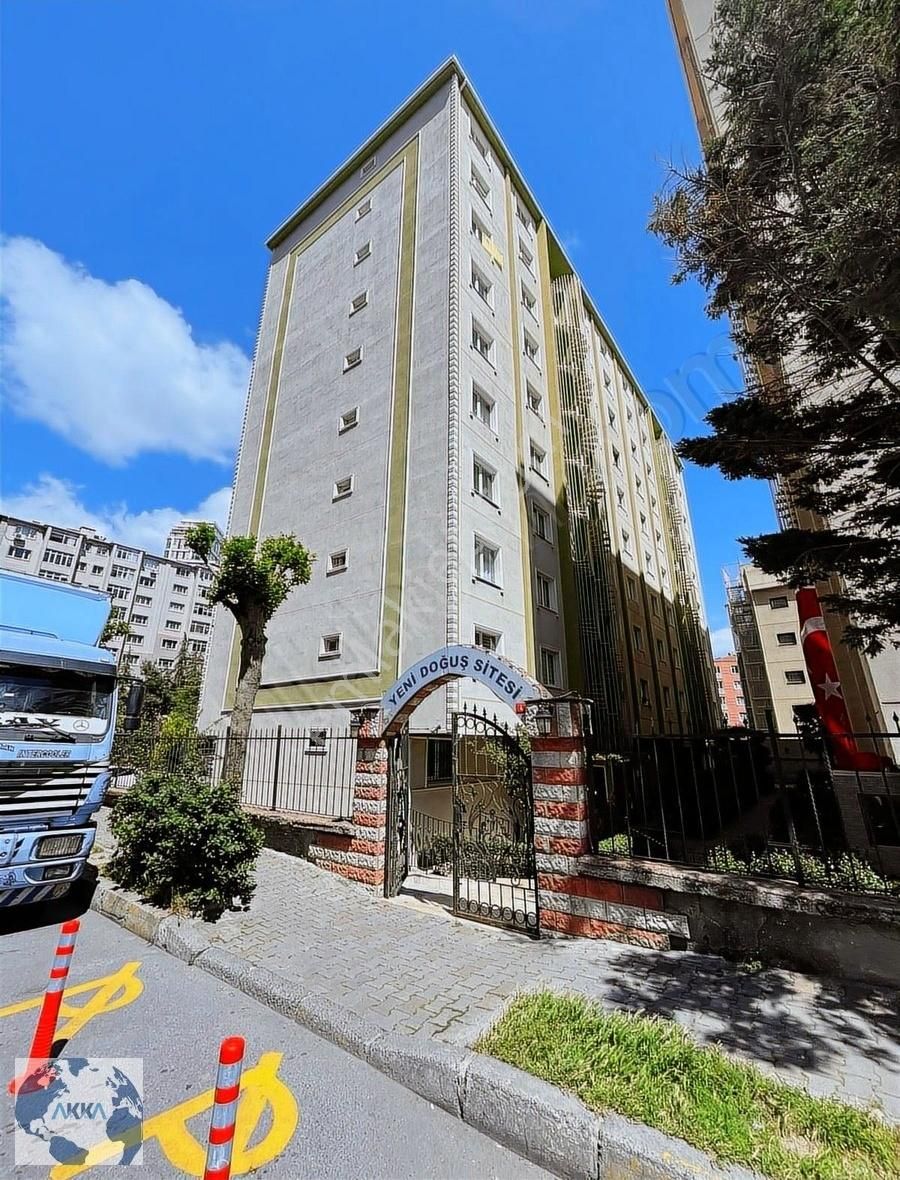 Esenyurt Cumhuriyet Mah Yenidoğuş Sit 3+1 Arakat Satılık Daire