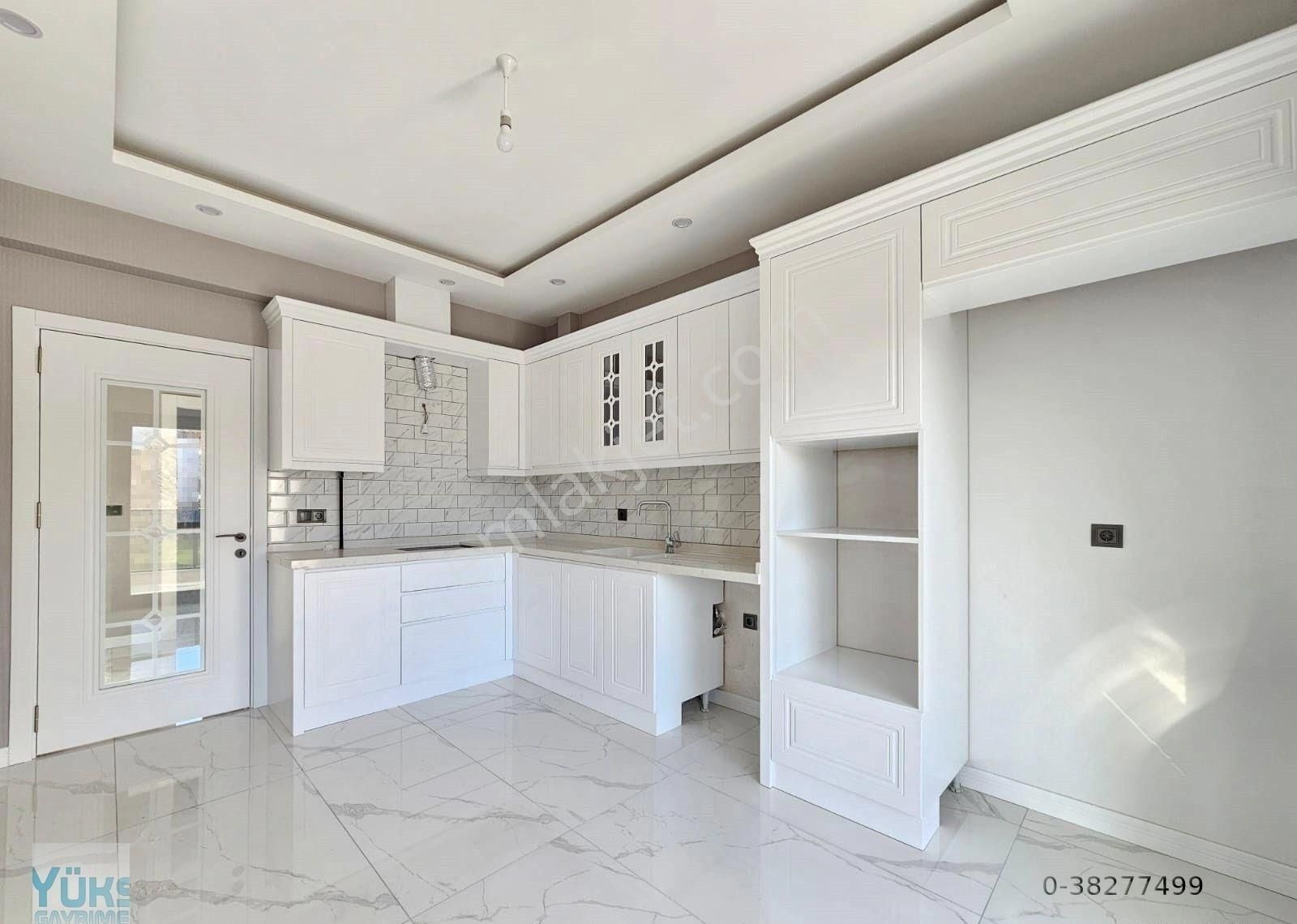 Denizli Hallaçlar'da 3+1 160 M2 Konumu Harika Satılık Lüks Daire