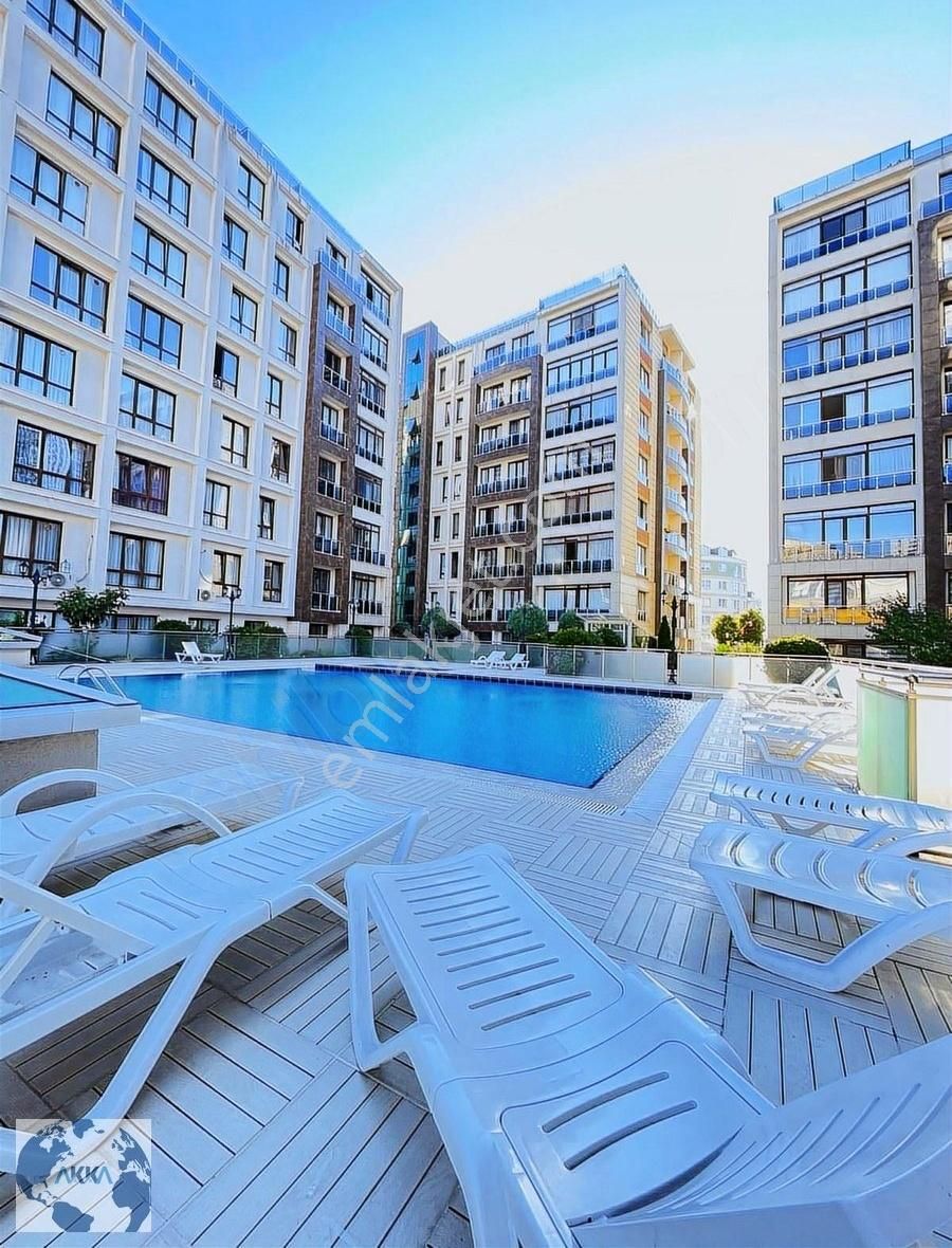 Beylikdüzü Beykent Prestij Evlerinde 3+1 Arakat Satılık Daire