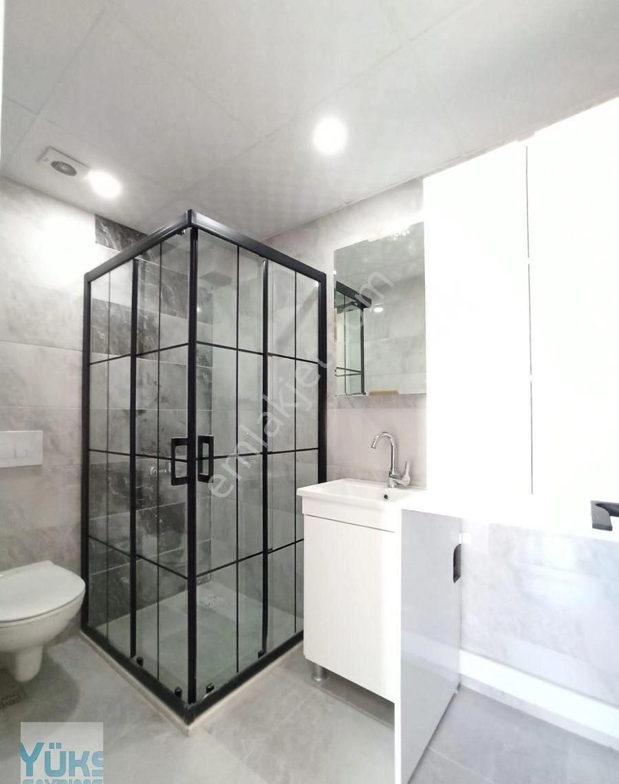 Denizli Çakmak'ta 2+1 140 M2 Merkezde Konumu Harika Lüks Satılık Daire
