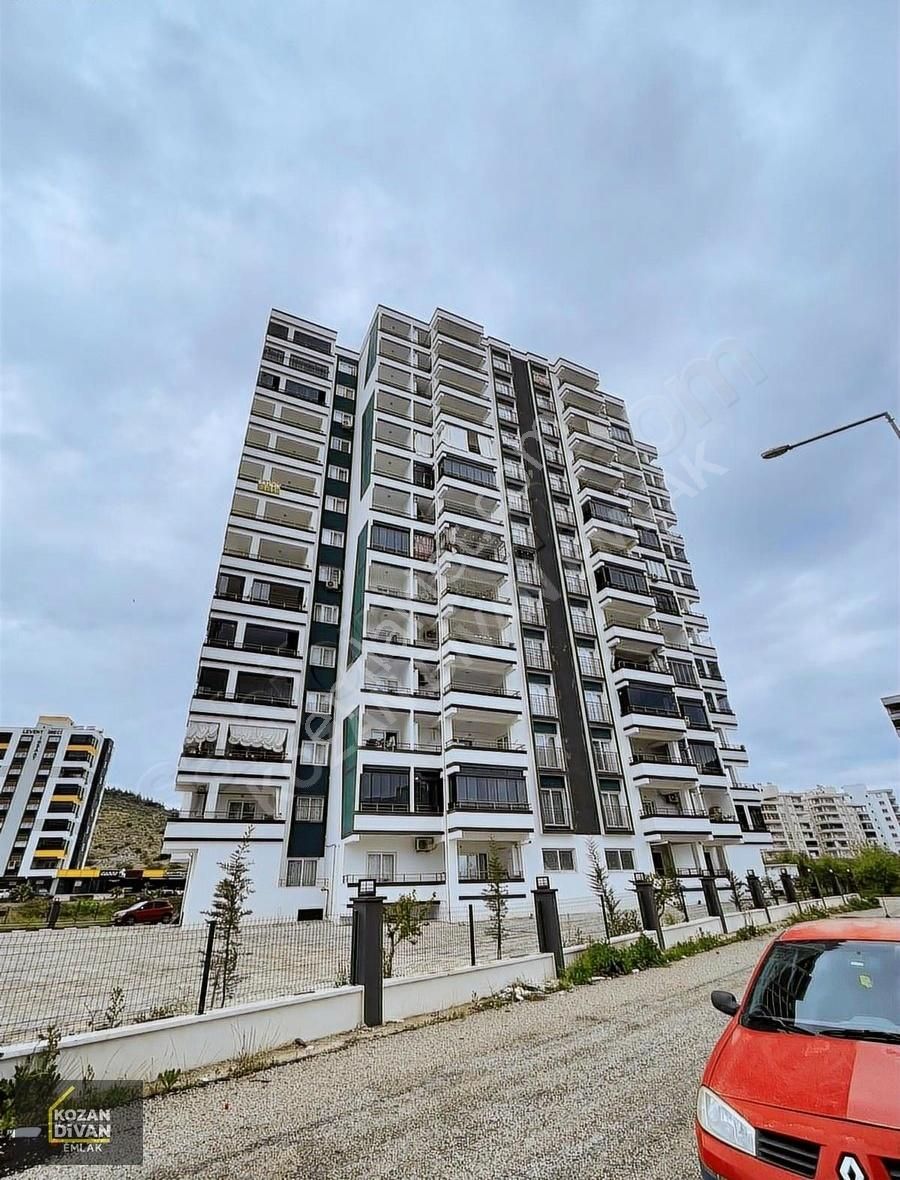 Kozan Divan Emlak'tan Şevkiye'de Satılık 4.5+1 Daire
