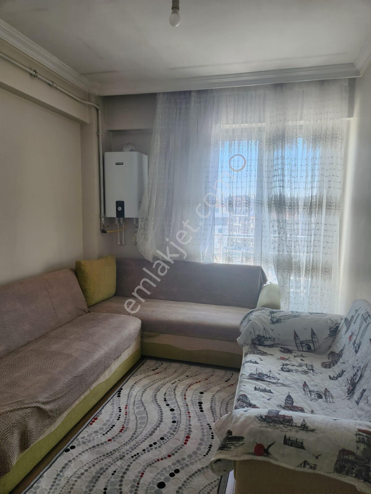 Eski Bağlar Eşyalı Satılık 1+1