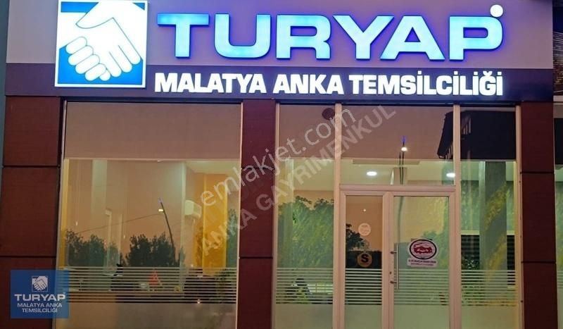 Turyap Anka Gayrimenkul'den Akçadağ Büyükçimiş'te Satılık Arsa