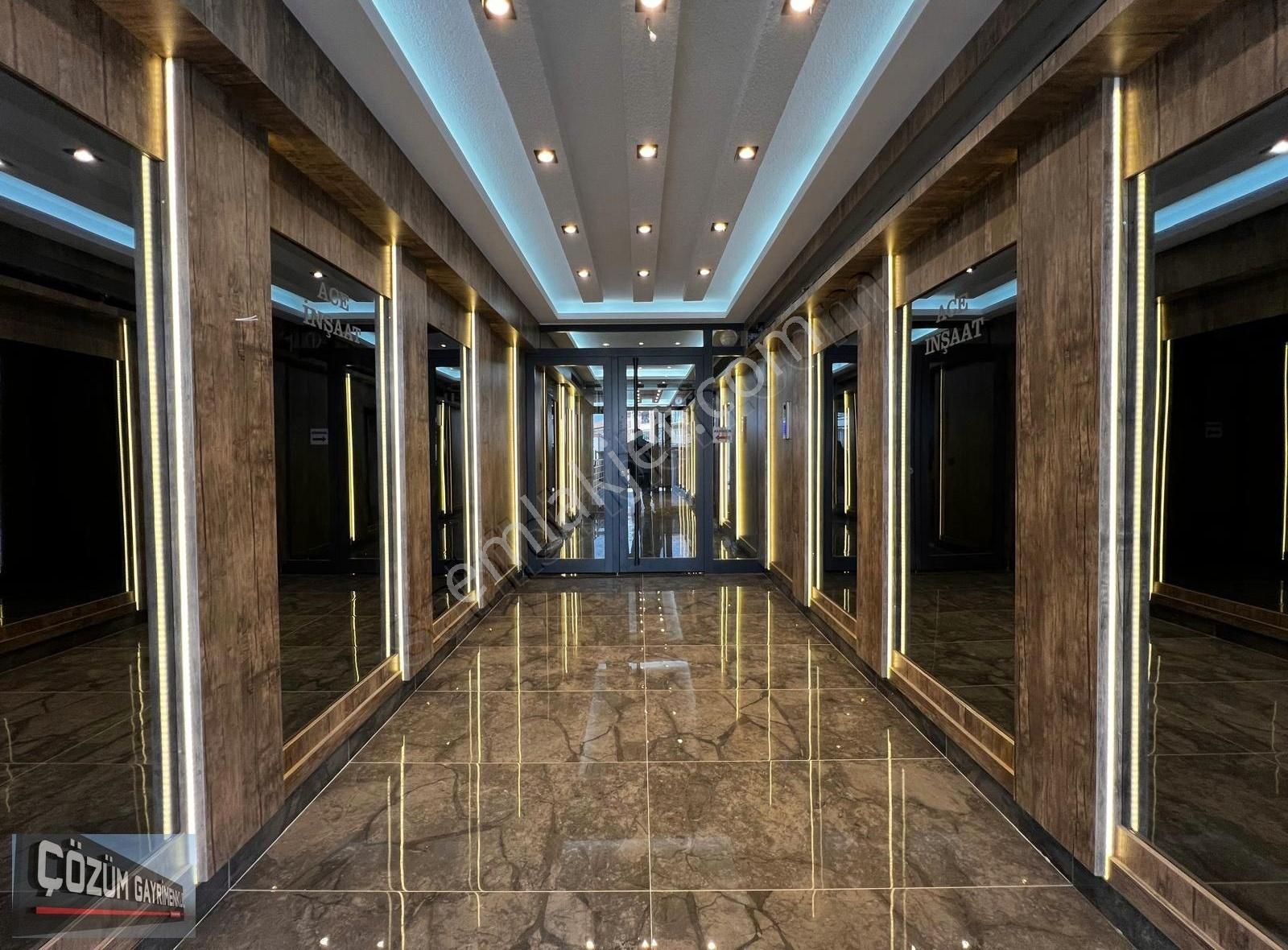 İlk Gelen Alır Sıfır 3+1 Y.giriş Ful Yapılı Kombili Çift Banyolu