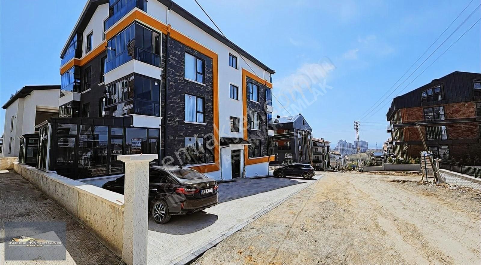 İncek Taşpınar Emlaktan Özel Bahçe Kullanımlı 2+1 Kiralık Daire