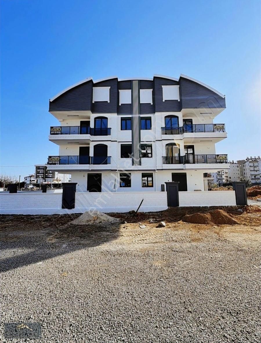 Özdoğan Emlaktan Ayanoğlun Da 2+1 80m2 Havuzlu Sıfır Giriş Daire