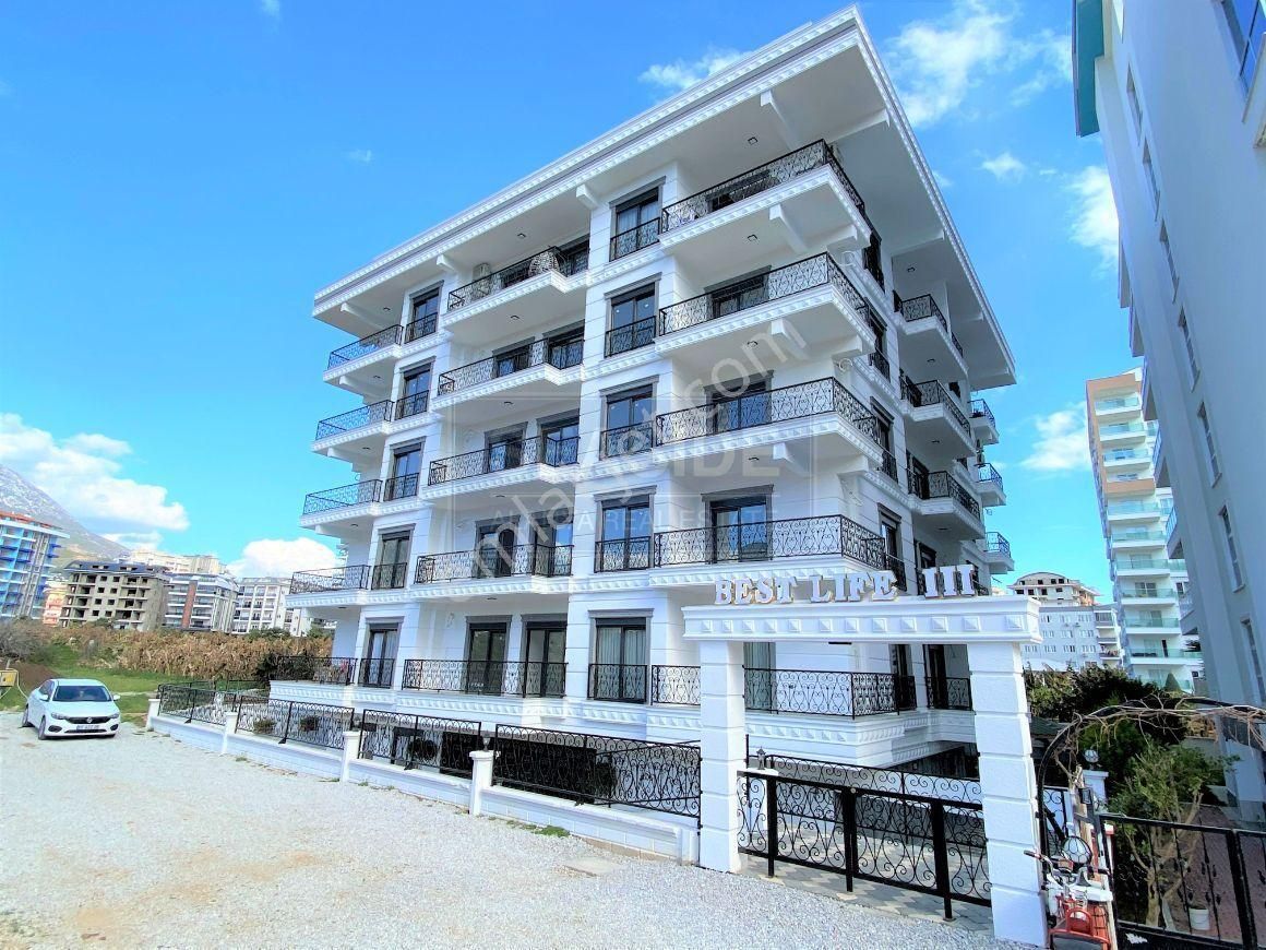Acıl Satilik Denıze 300 Metre Geniş Ferah Daıre