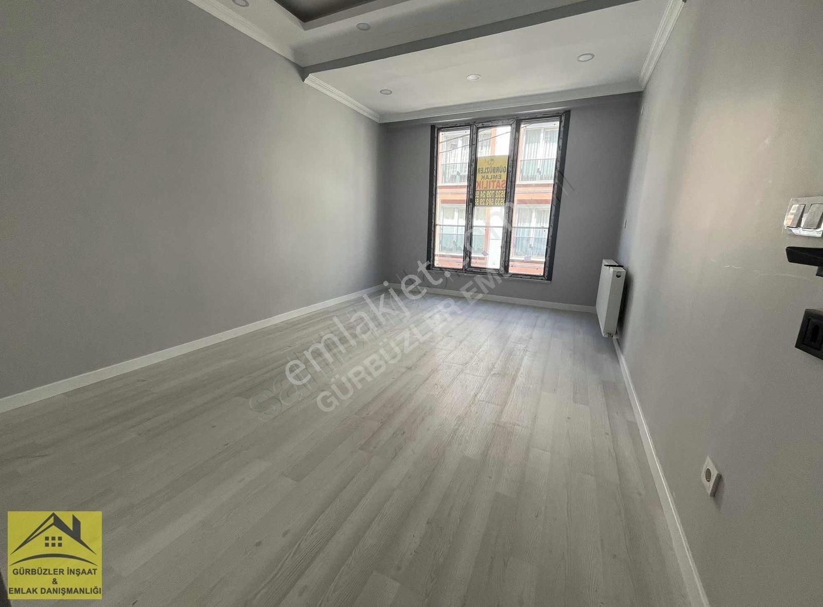 M.akif'de Satılık 2+1 Sıfır Çok Kullanışlı Metroya Yakın Ara Kat