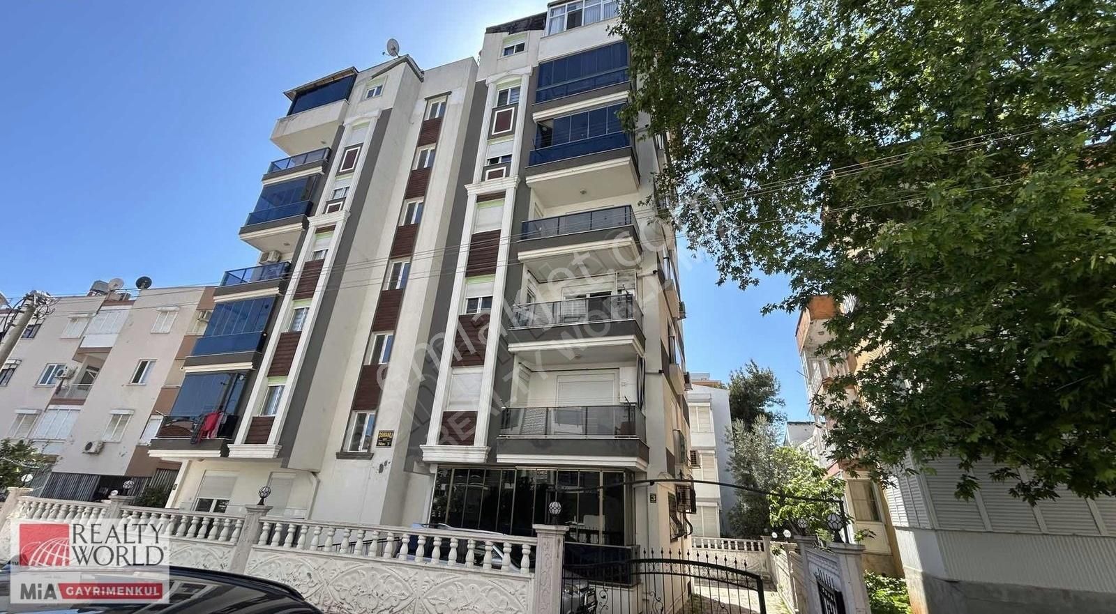Güvenlik'te Yeni Bina Ayrı Mutfak Doğalgazlı
