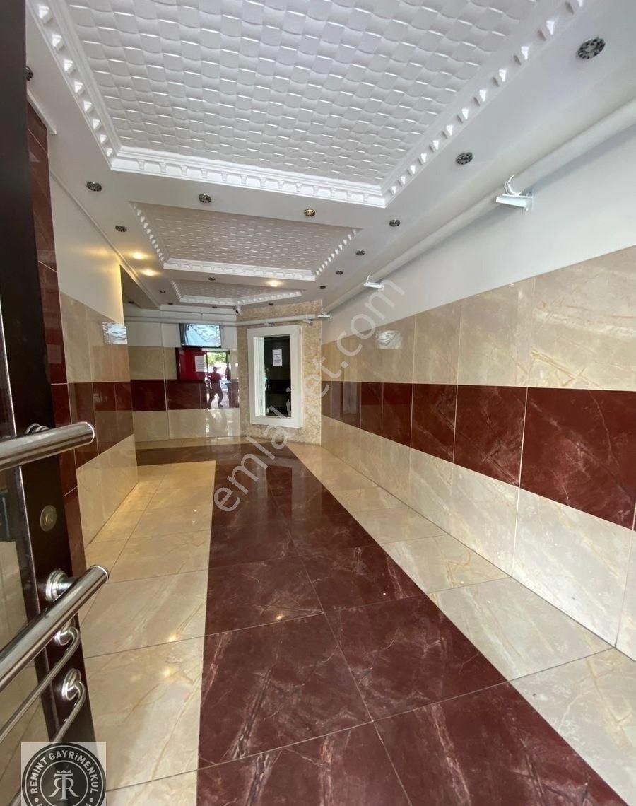 Seyhan 4+1+g Odalı T.başı Pınar Mahallesi Geniş Blv Üzeri Satılık Daire