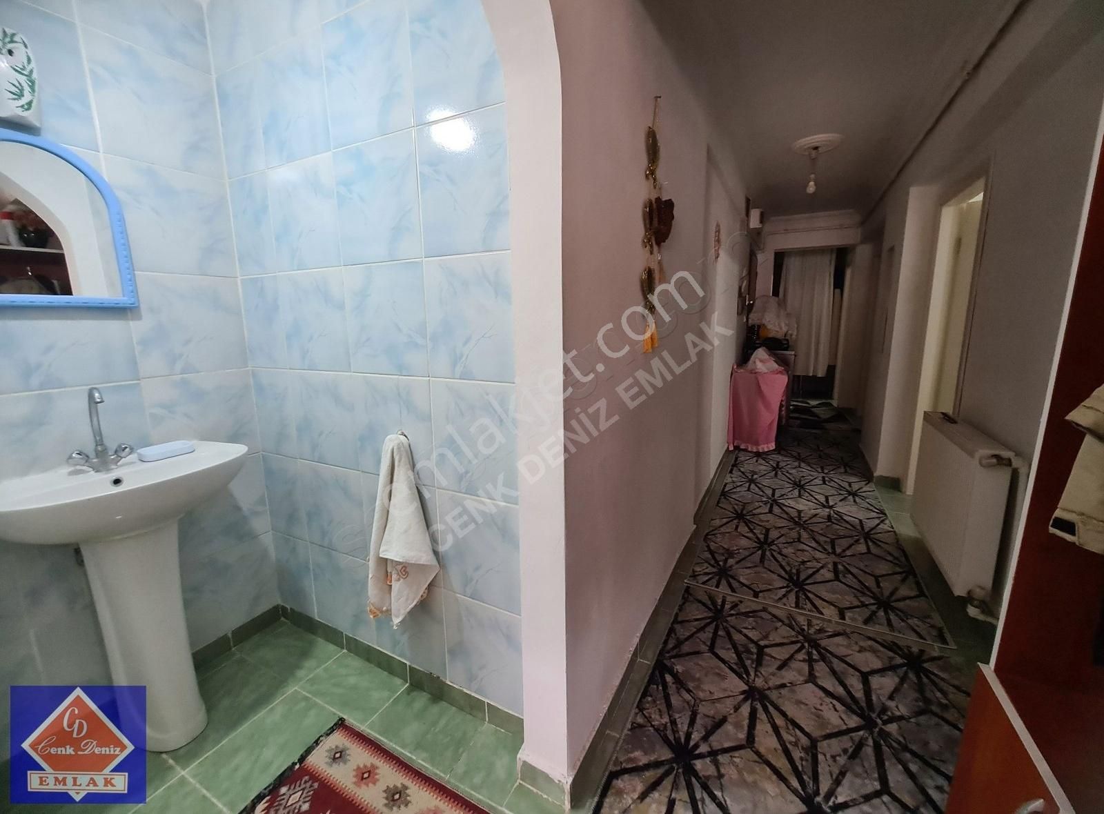 Özlem Cad. Paraleli Müstakil Girişli Masrafsız 2+1 Daire