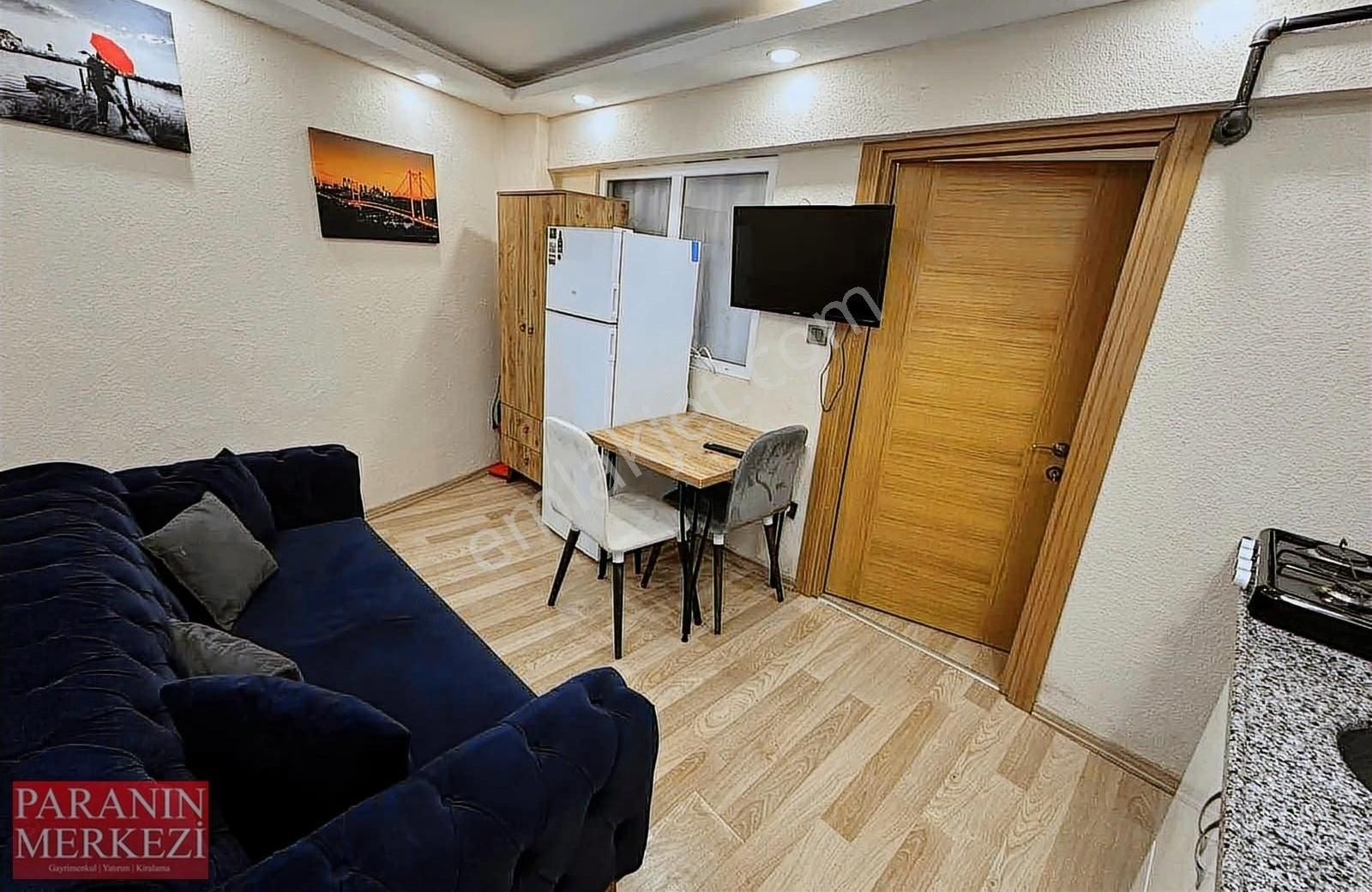 Para'dan 1+1 Full Eşyalı Caddeye Çok Yakın Balkonlu Daire