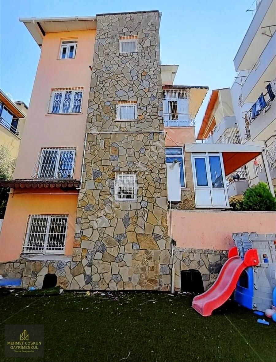 B.evlerinde Çok Amaçlı (villa,etüt Merkezi, Müstakil)7+1 Yerimiz
