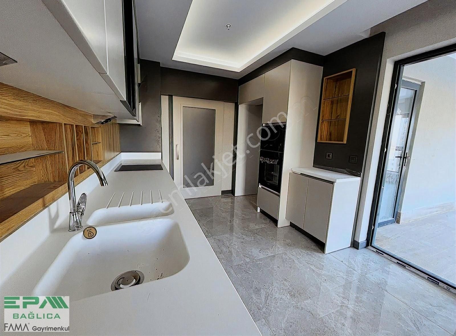Oturuma Hazır 185m2 4+1 14.kat İskanı Alınmış Full Yapılı Daire