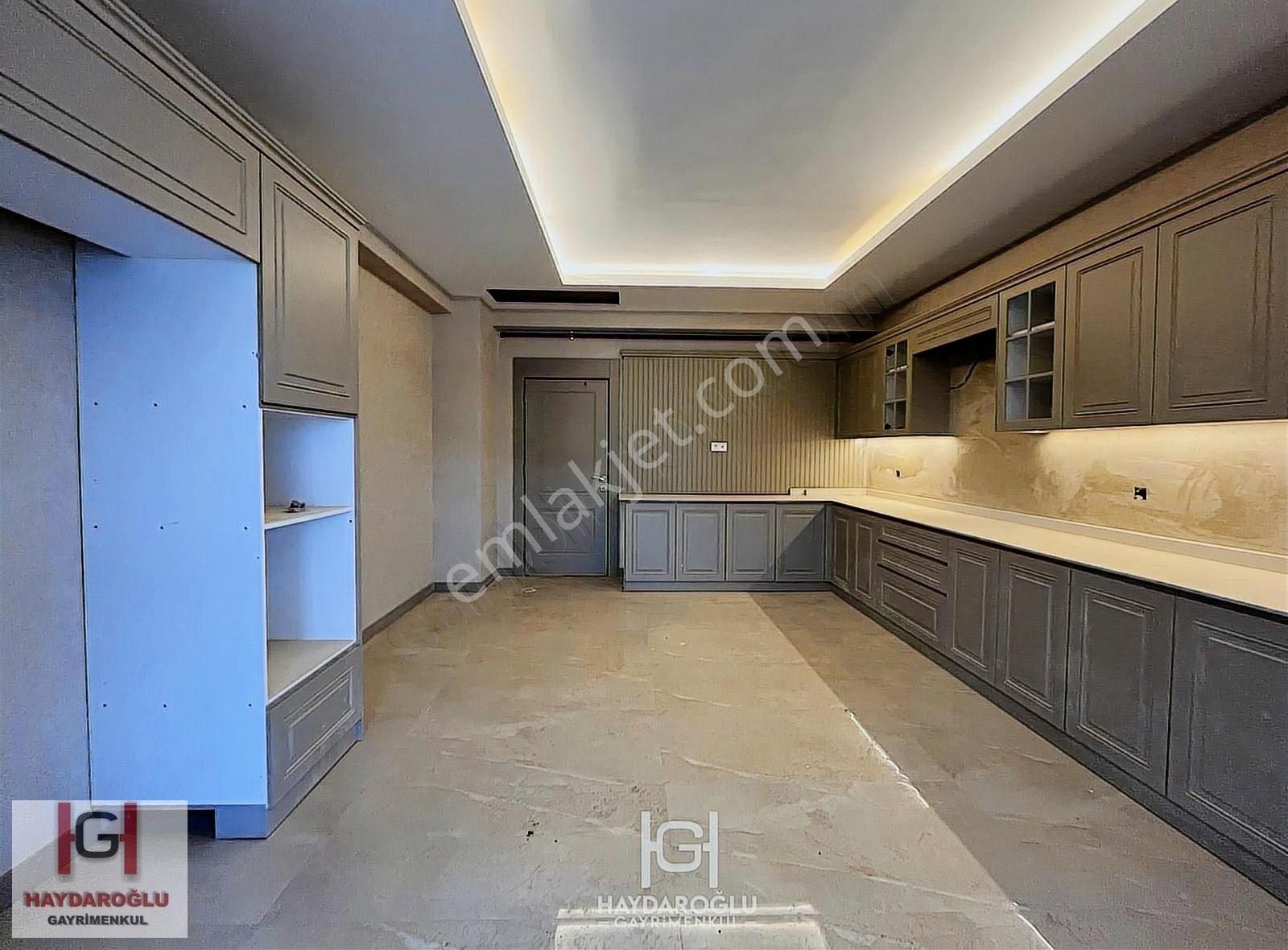 İbrahimli 2'de Ultra Lüks Orman Manzaralı 4+1 Satılık Daire