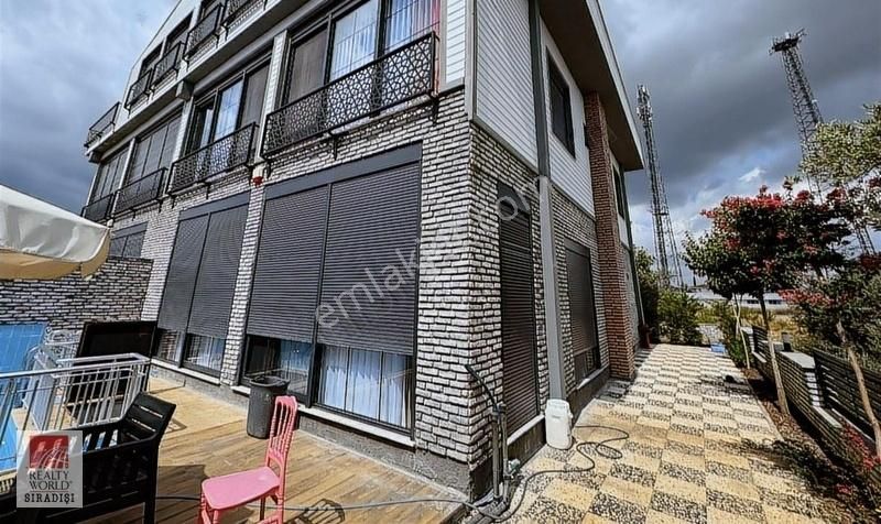 Antalya Döşemealtı Asansörlü Havuzlu Masal Gibi Villa