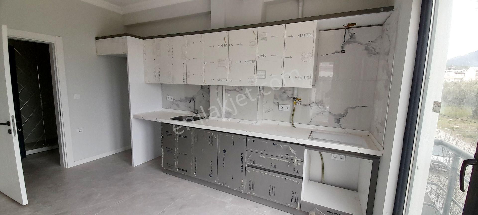 Rw Nefes' Ten; Edremit Kadıköy'de 110 M2 Kapalı Mutfak 2+1 Daire