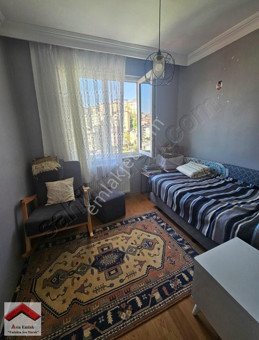 Fındıklı Mah.çınar Caddesine Çok Yakın Çift Girişli Teraslı 4+1