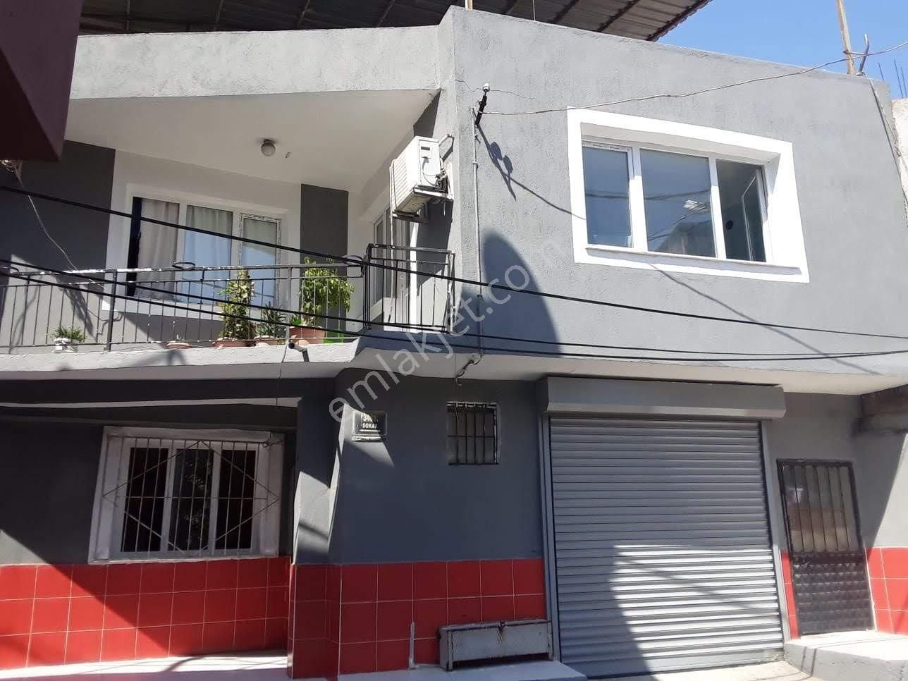 Konak Levent De Müstakil 2 Katlı Bahçeli Ve Garajlı Satılık Bina