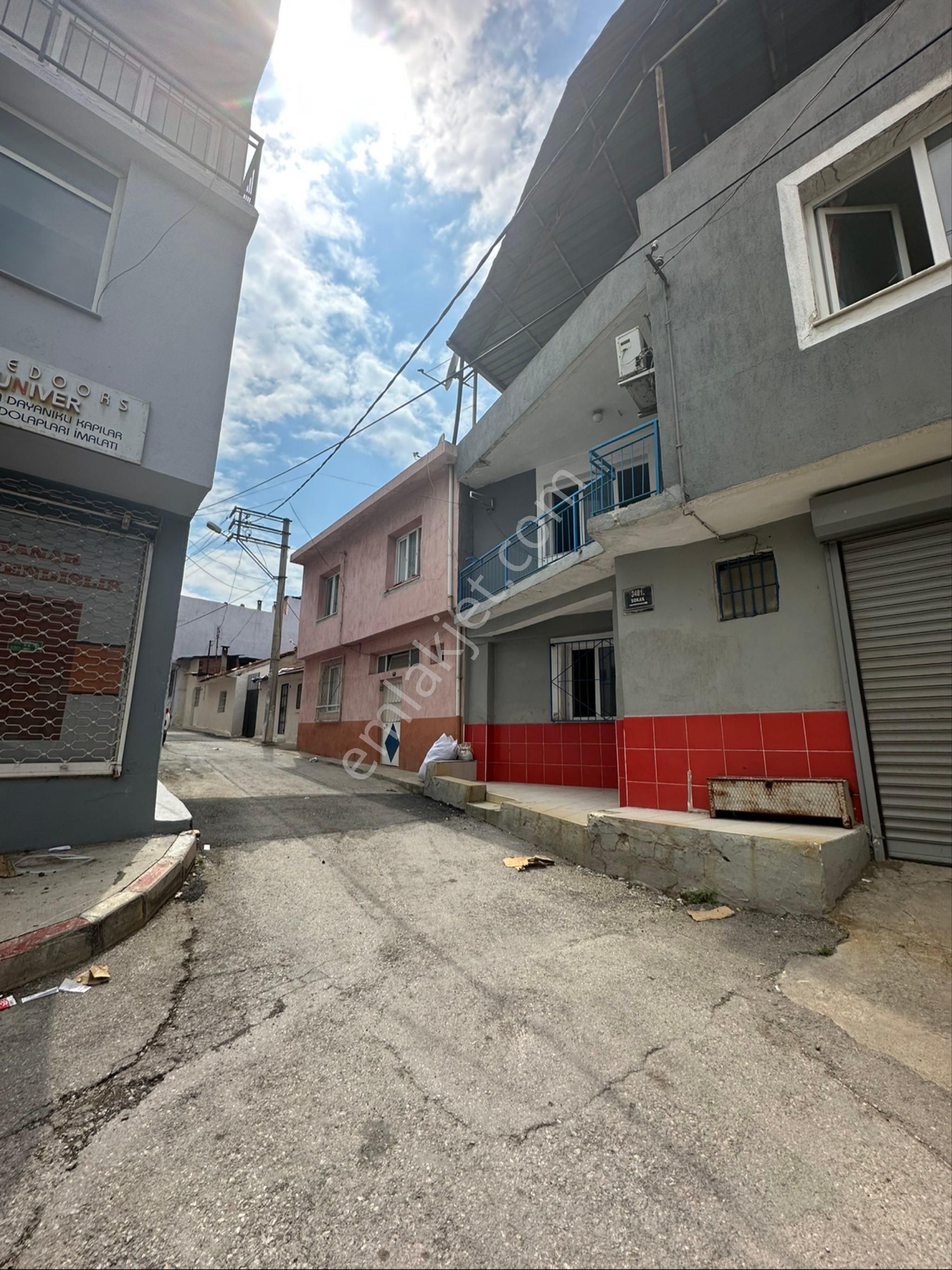 Konak Levent De Müstakil 2 Katlı Bahçeli Ve Garajlı Satılık Bina - Görsel 35