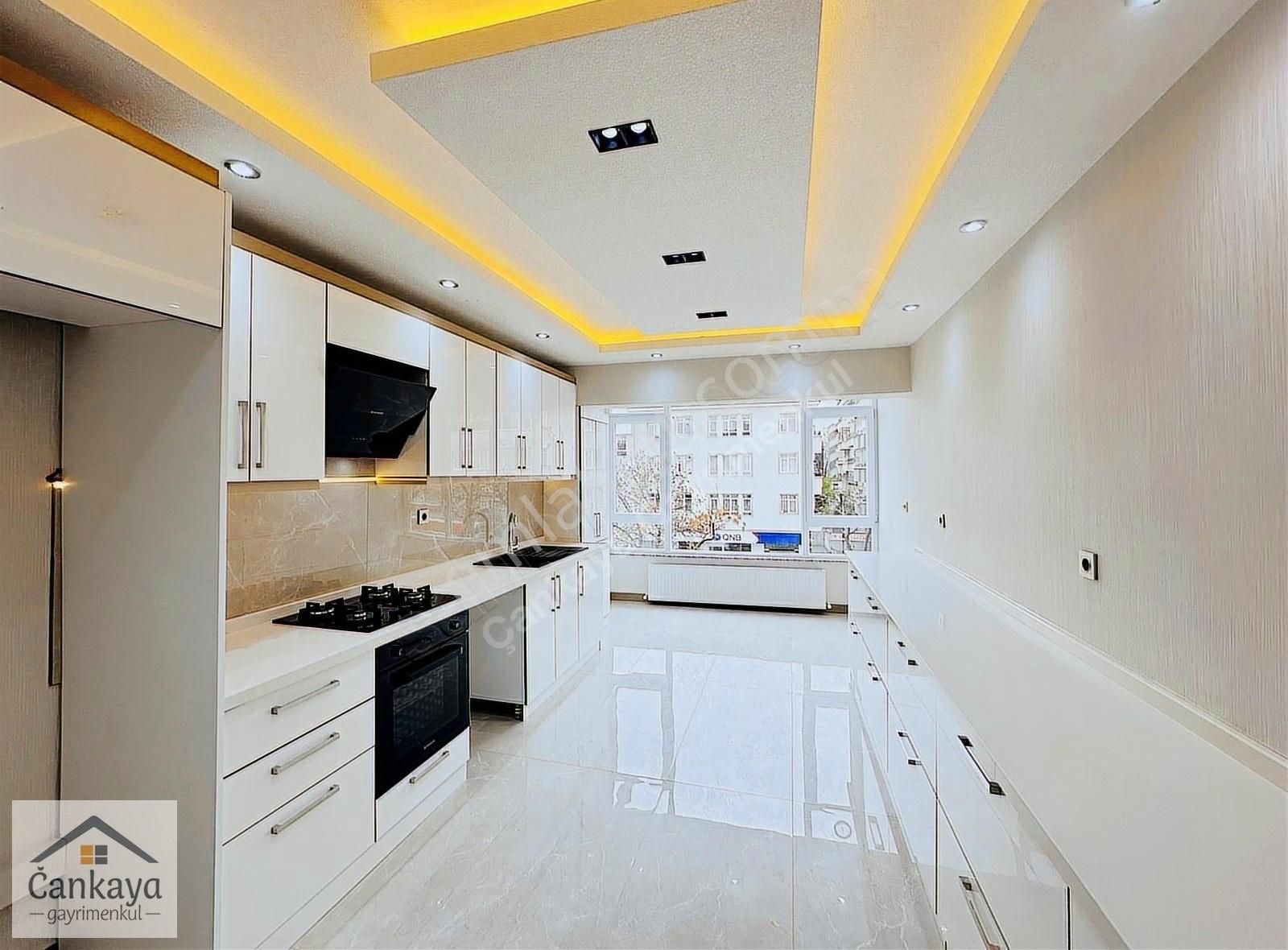 Çankaya'dan Dikmen Ana Cadde Üzerinde Full Yapılı 3+1 Daire