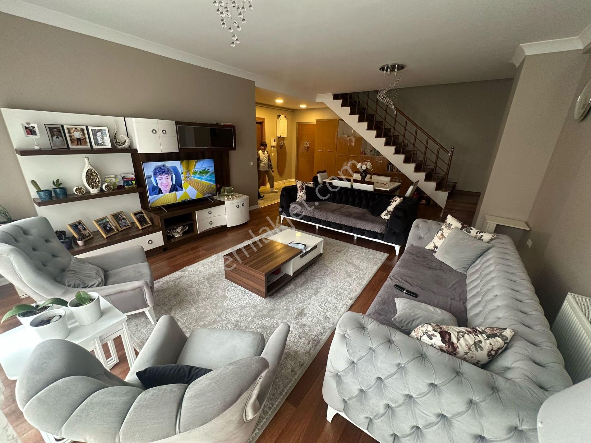 Sancaktepe Sultanlar Karat Sitesi 3+1 Dubleks Geniş Daire