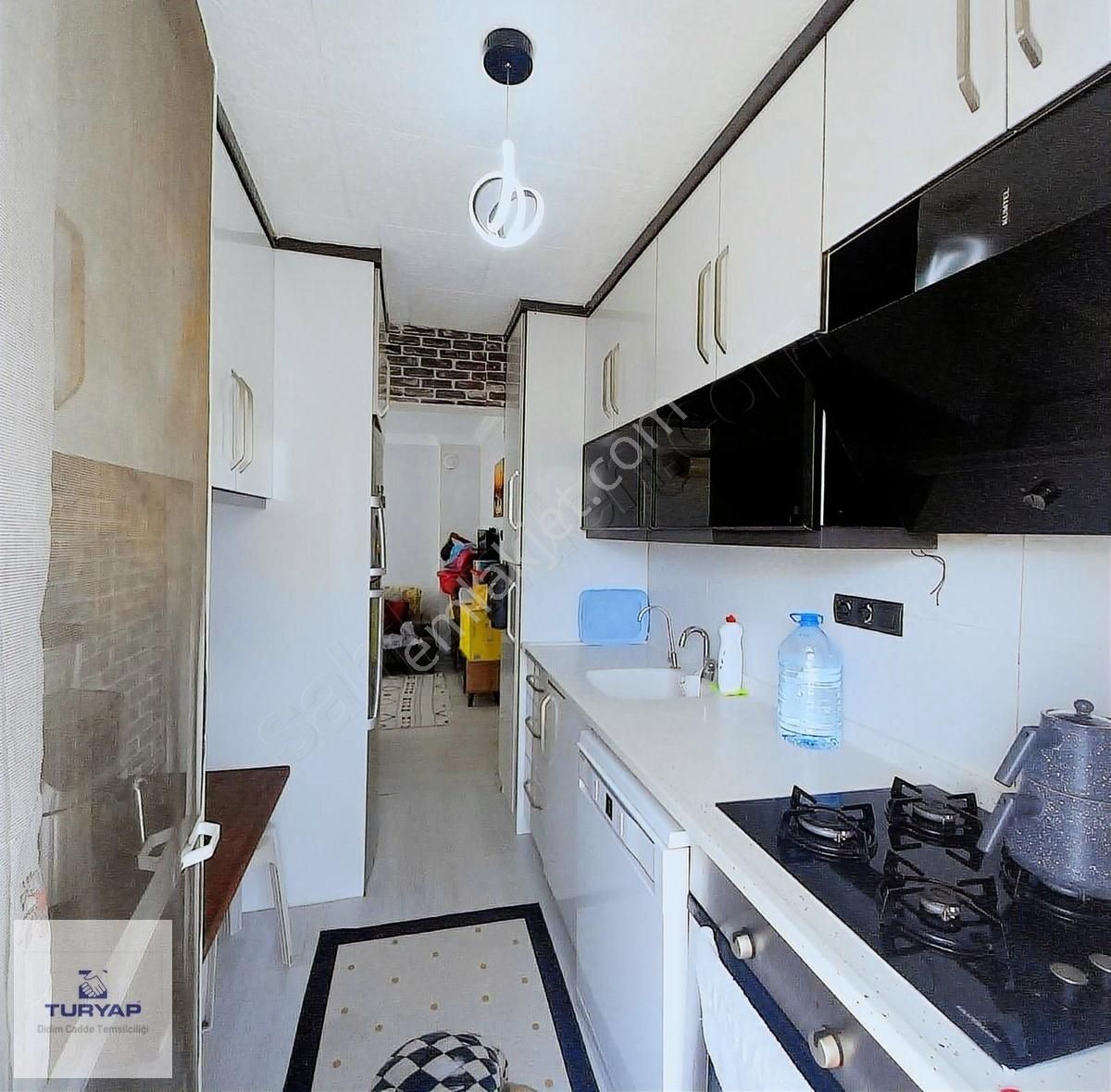 Didim Cumhuriyet'de Satılık Ayrı Mutfaklı 2+1 Daire