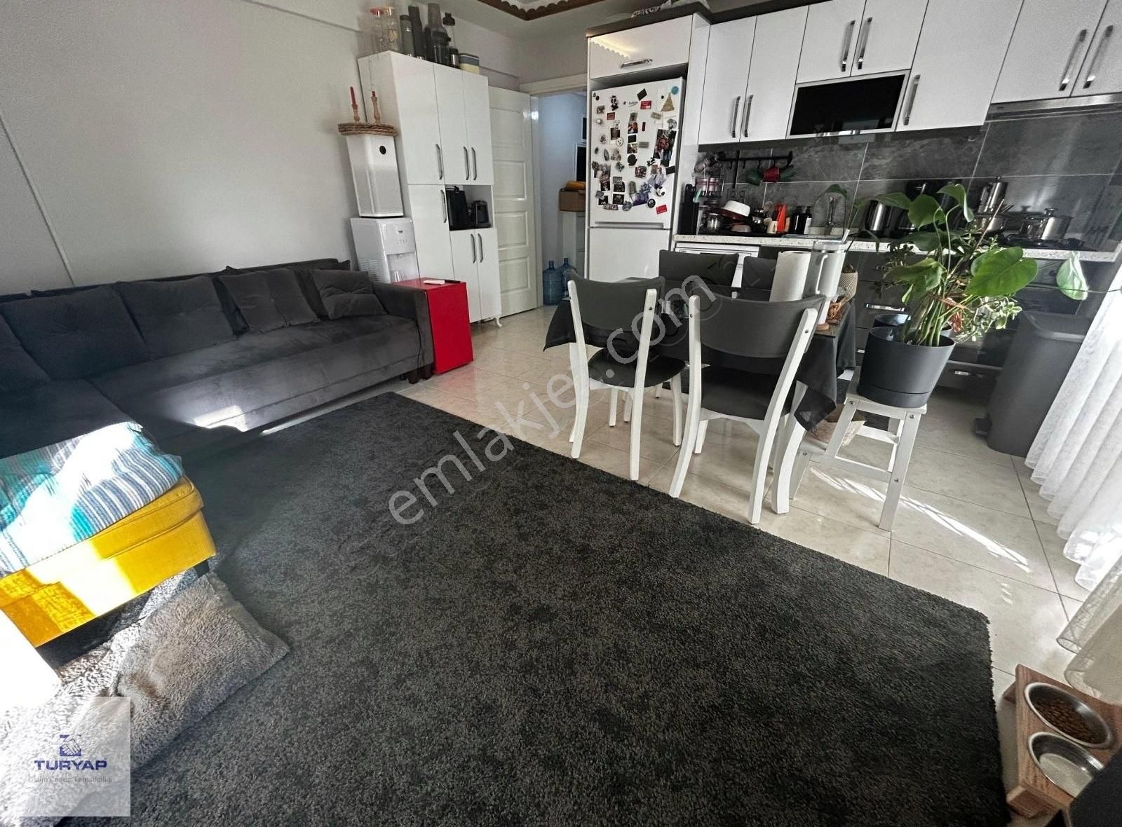 Didim Efeler De Giriş Kat 1+1 Daire