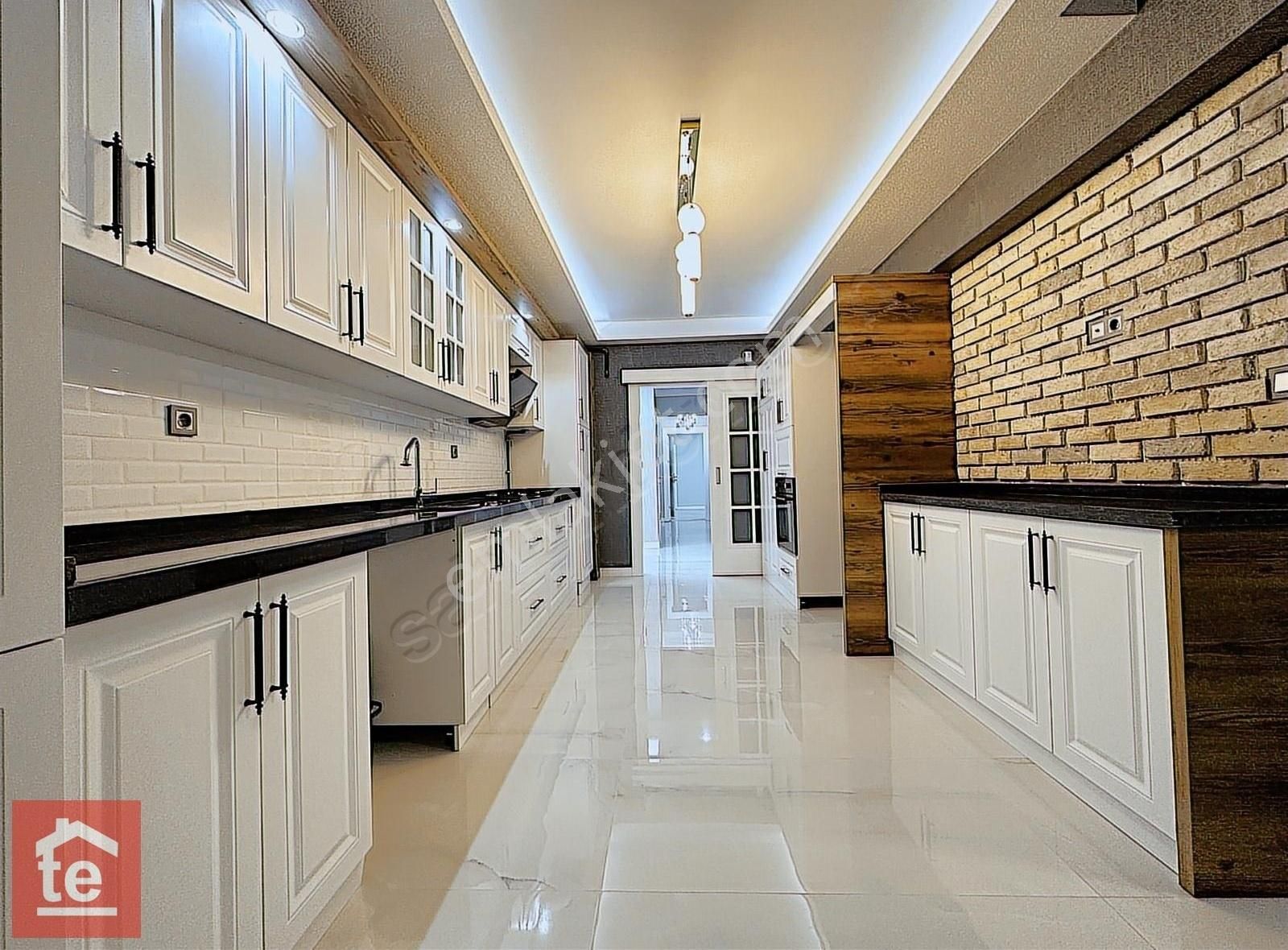 Tekin Emlak Pursaklarda Hastane Yakını Full+full Yapılı 4+1 Site