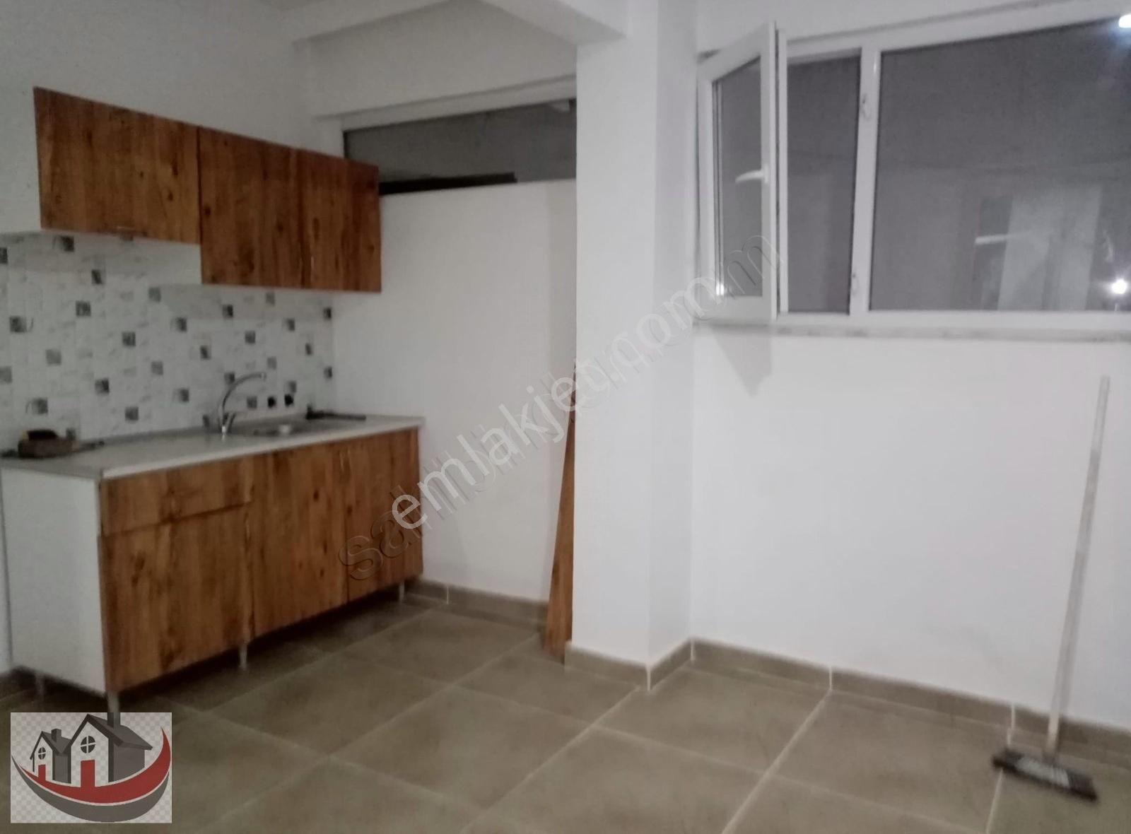 Güneyden Uygun Fiyata 2+1.75m2 Düz Giriş Daire