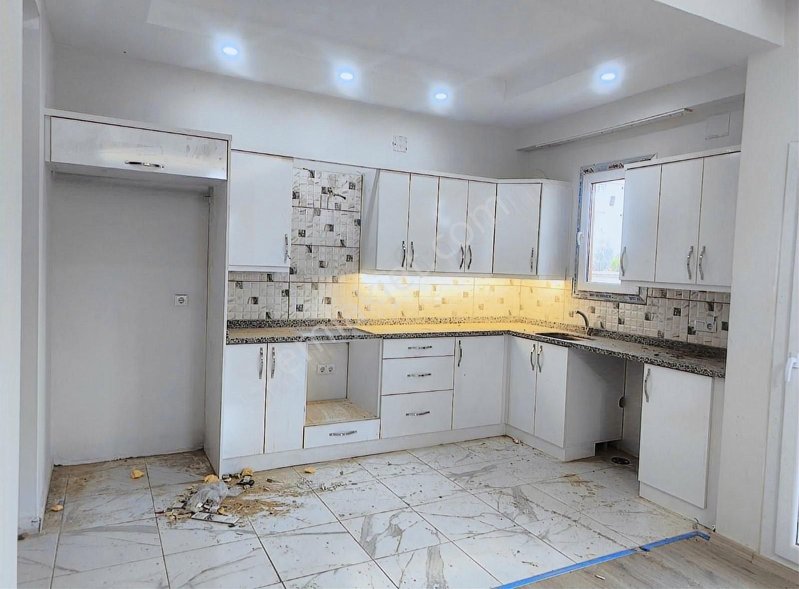 Okullar Bölgesinde Fırsat Yatırımlık Ev. 2+1 120 M2