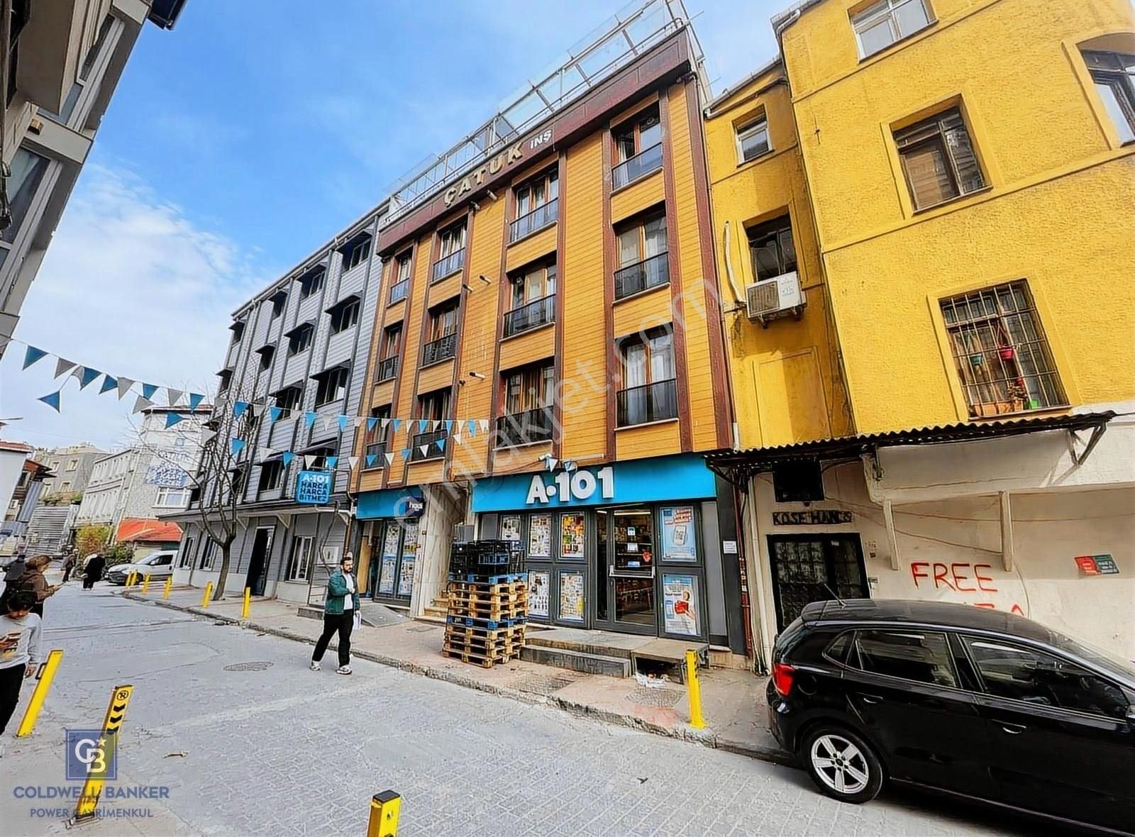 Beyoğlu Tophane De Yeni Binada Airbnb Ye Uygun Satılık Daire