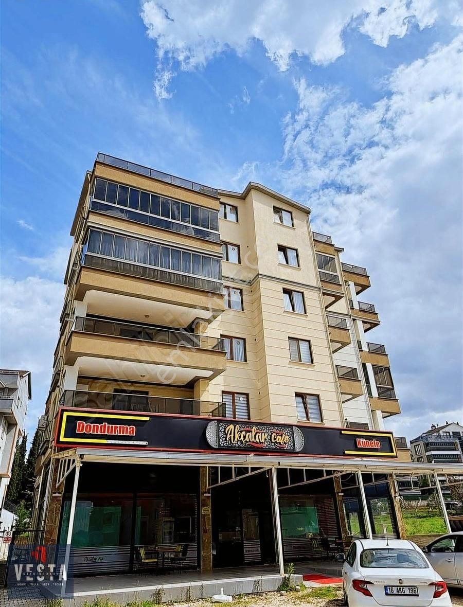 İki Farklı Daire Gibi Kullanabileceğiniz Satılık 5+1 Dublex!