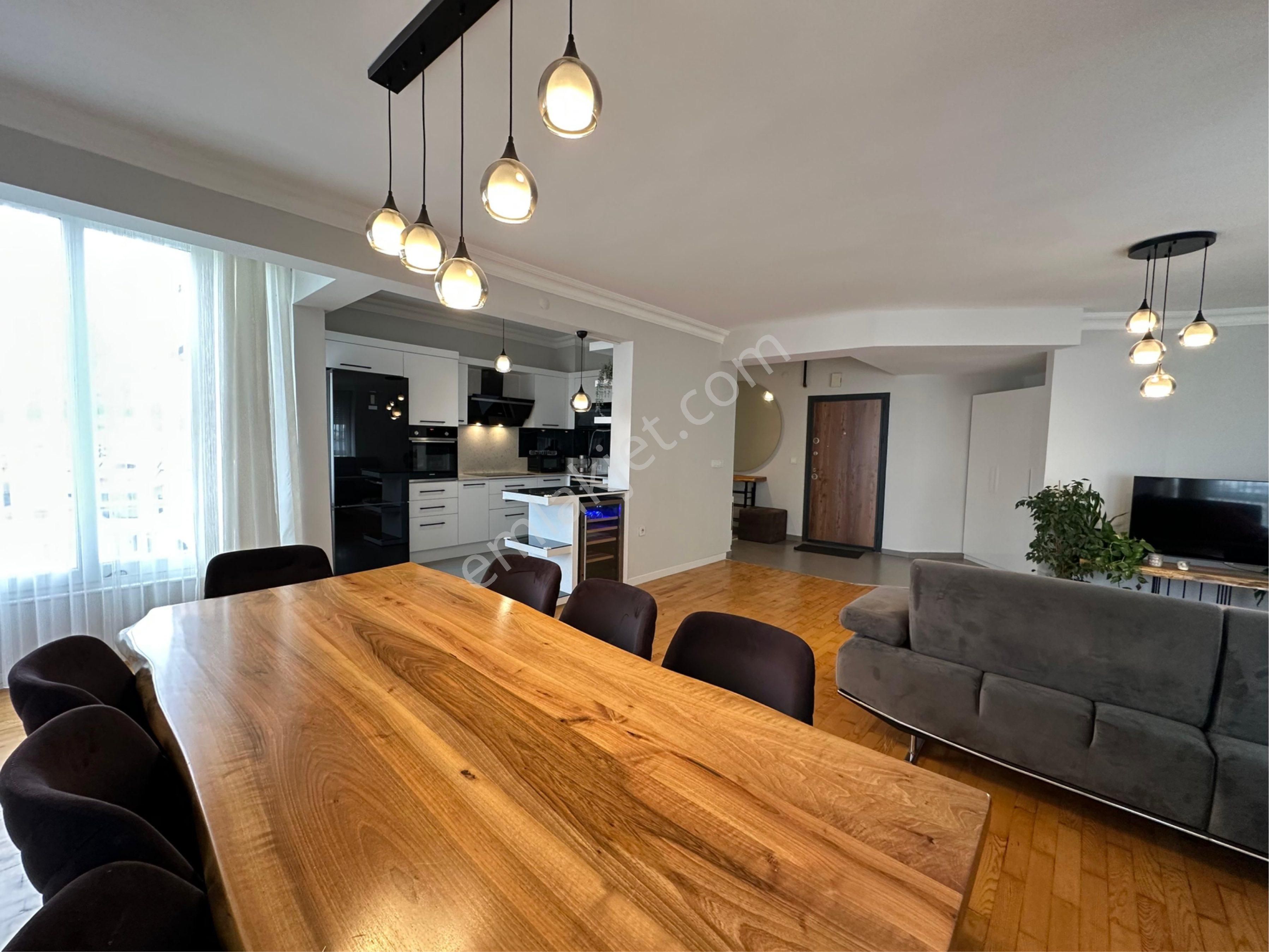 Turvilla'dan Konyaaltı Liman'da Lux Eşyalı 3+1 Kiralık Daire - Görsel 7