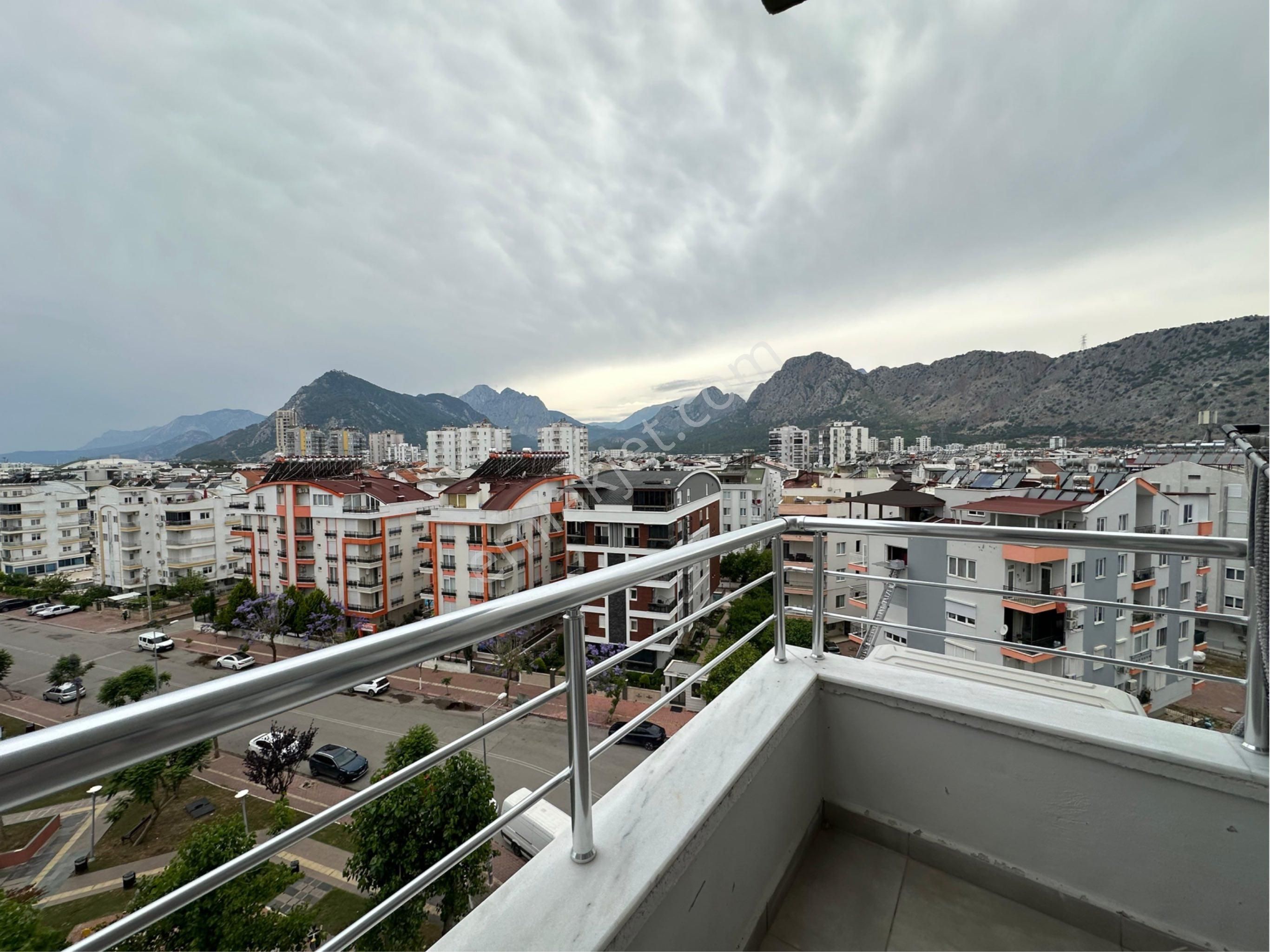 Turvilla'dan Konyaaltı Liman'da Lux Eşyalı 3+1 Kiralık Daire - Görsel 16