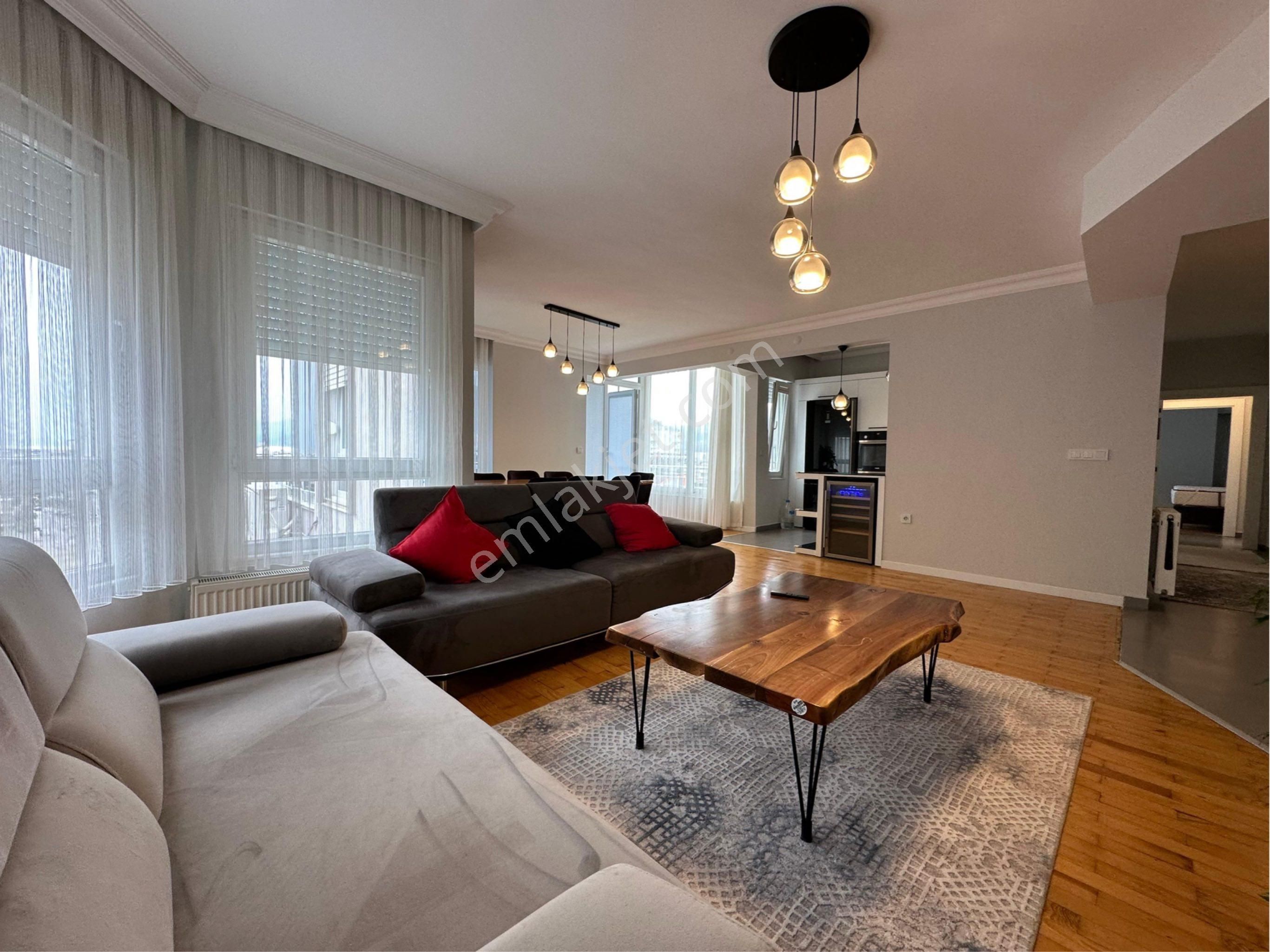 Turvilla'dan Konyaaltı Liman'da Lux Eşyalı 3+1 Kiralık Daire - Görsel 5