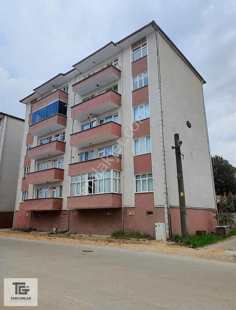 Tarcanlar'dan Başiskele Seymen'de Satılık 2+1 Daire