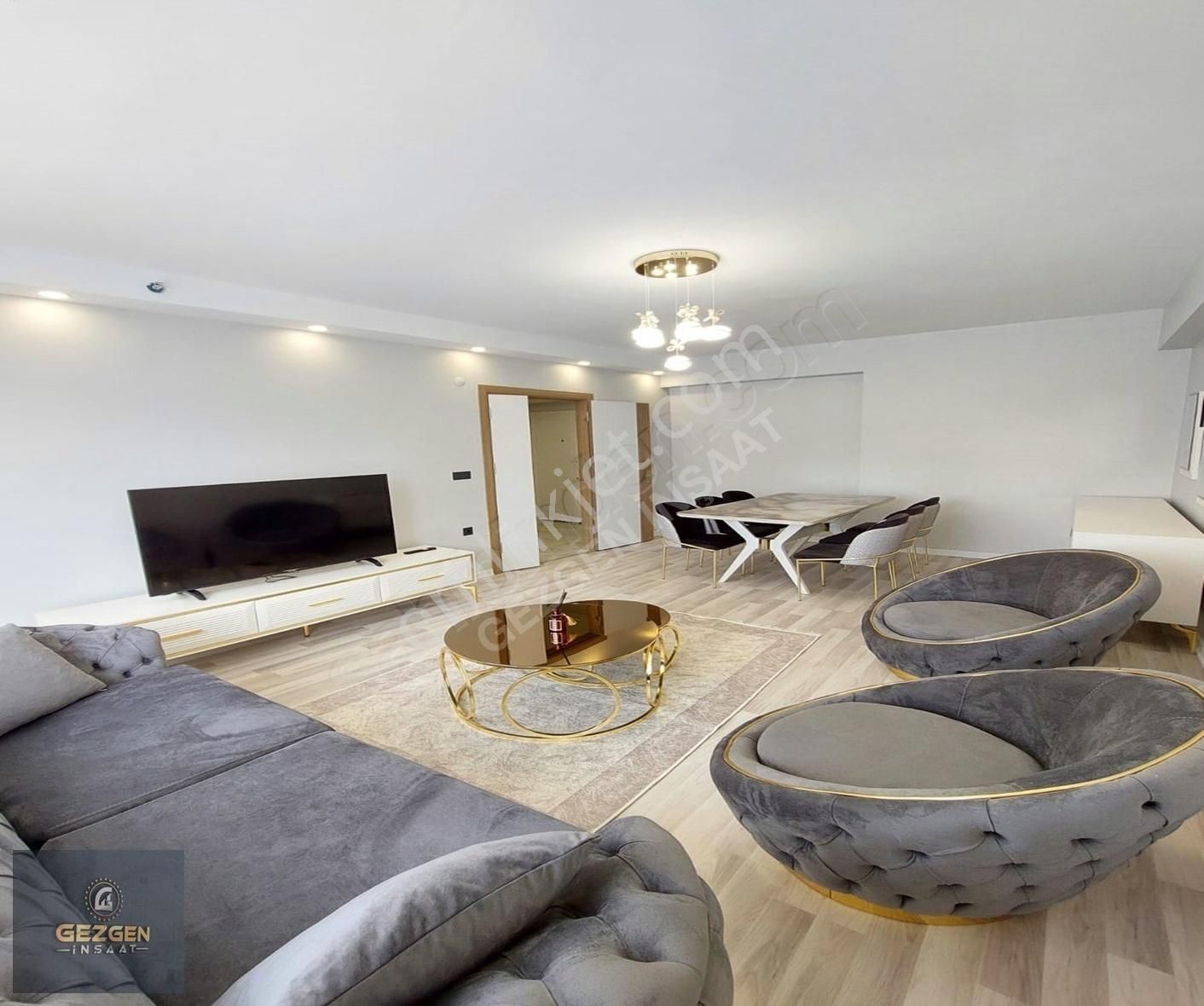 Esenyurt Gümüş Park Sitesinde Acil Satılık Yüksek Kat 2+1 Daire