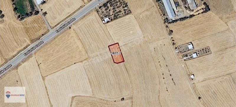 Talas Akçakaya'da Mükemmel Konumda 750 M2 Temiz Villa Parseli