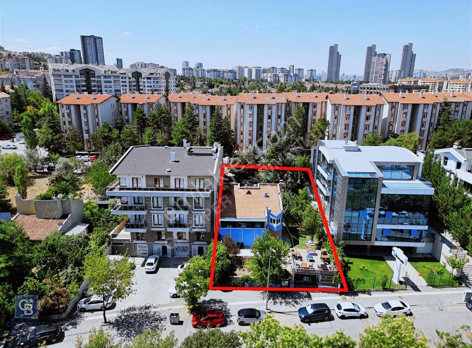 Çayyolu'nun Kalbinde Şirket Merkezine Uygun 720m² Satılık Arsa