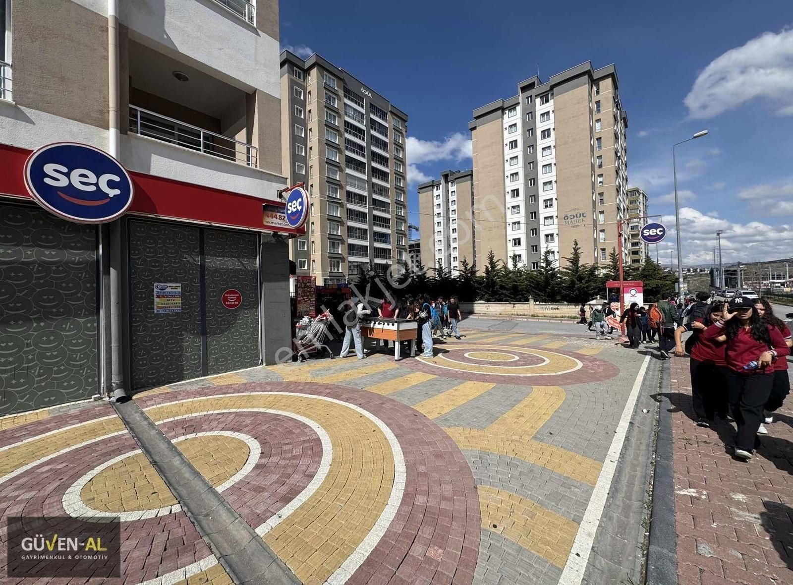İldem 5 Tramvaya Sıfır - Okul Yanıbaşında Devren Kiralık Market