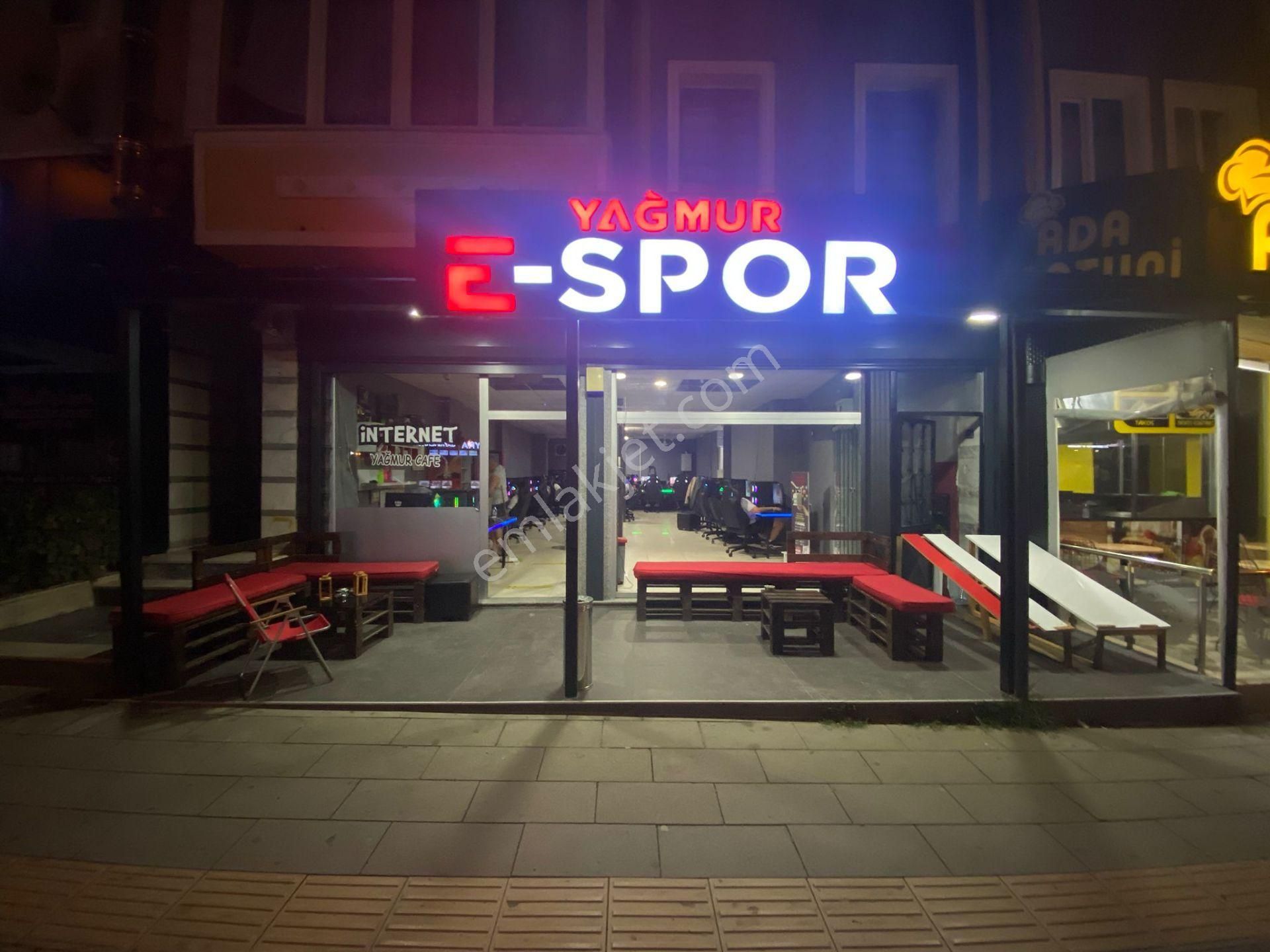 Ana Cadde Üzeri Lokasyon Muhteşem