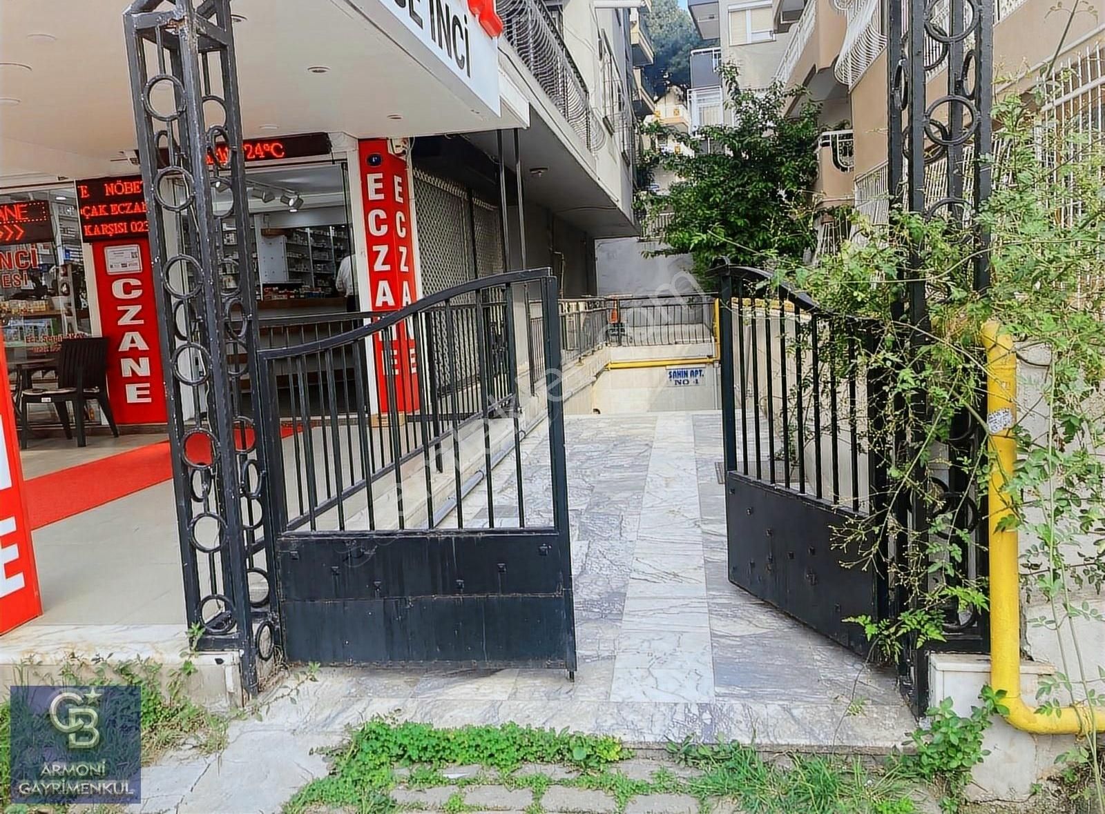 C.b Armoniden Basın Sitesinde Metro Yakını 2+1 Satılık Daire