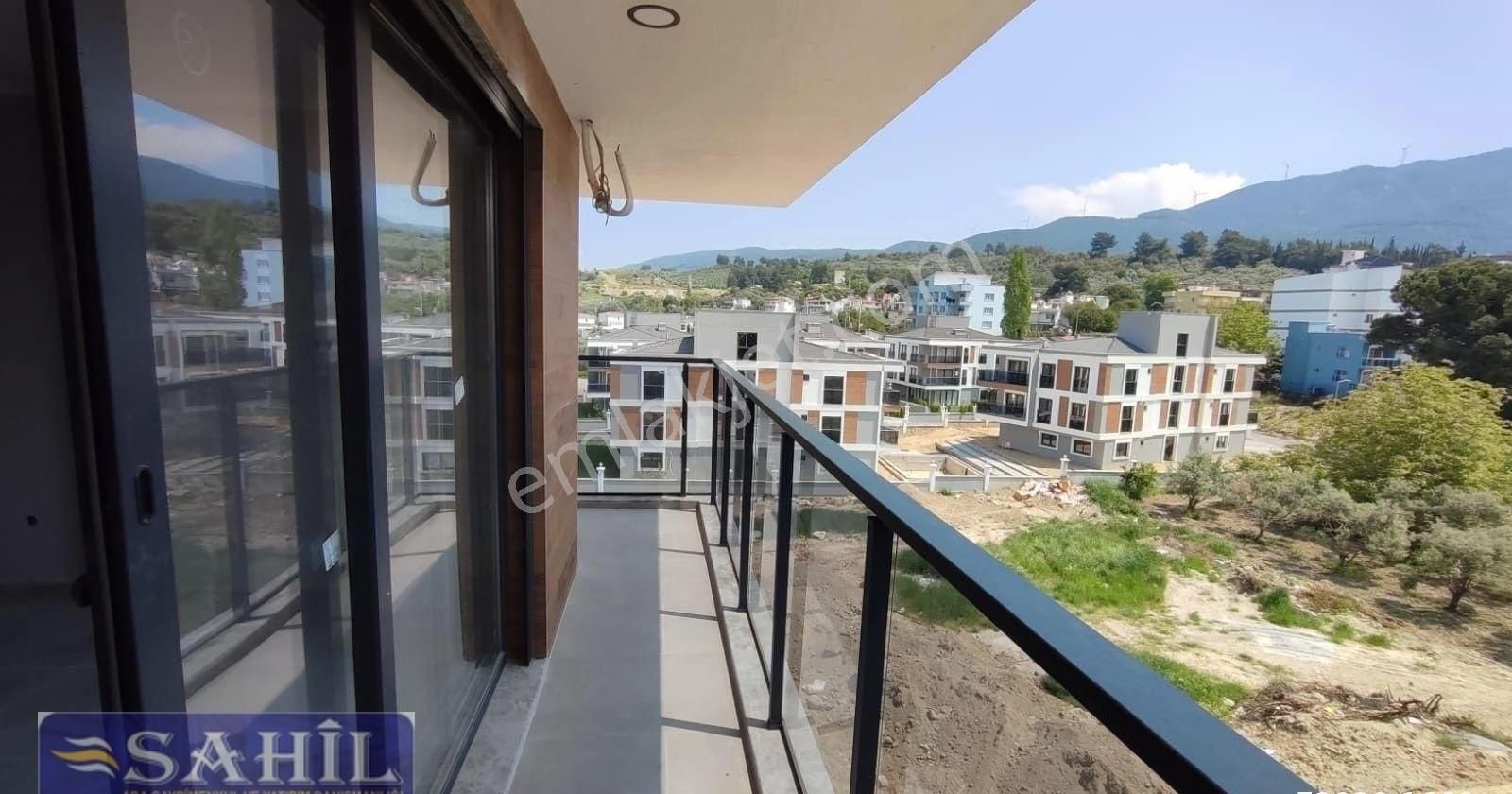 Kuşadası Davutlar Sıfır Satılık Havuzlu 1+1 Daire