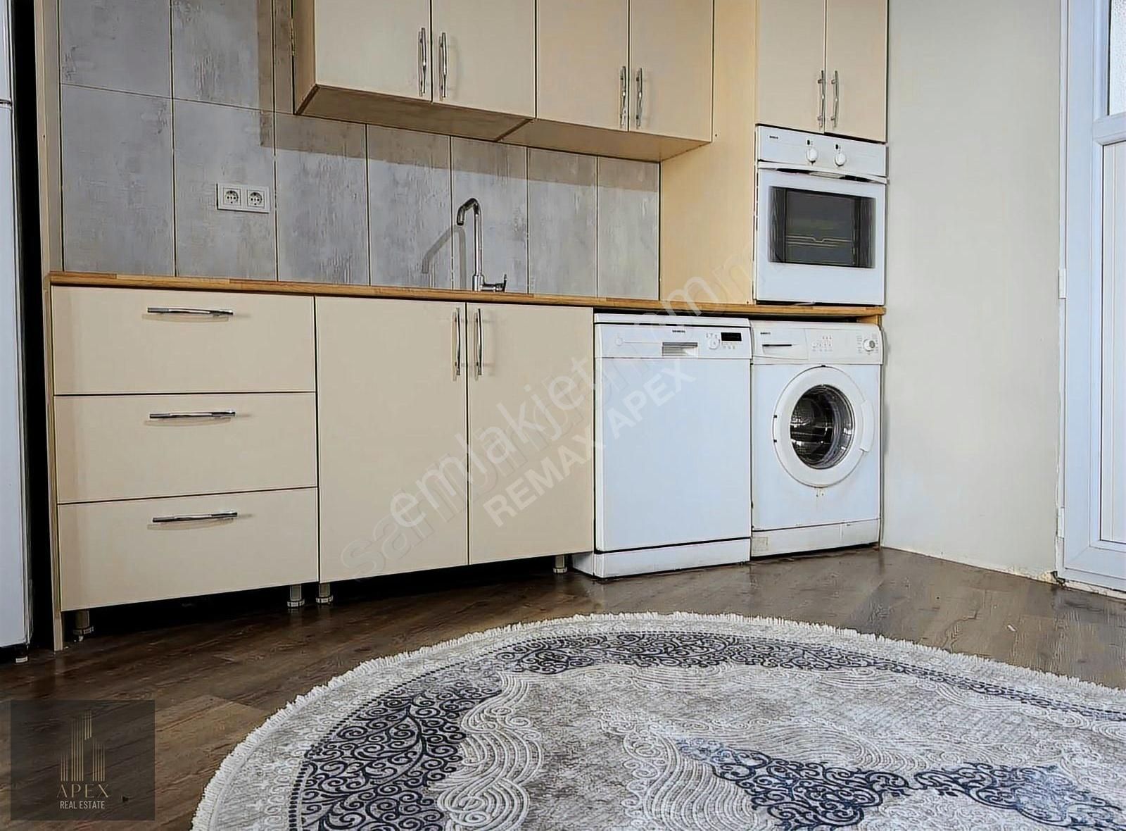 Levent'e Yakın Muhteşem Konumda 2+1 Kiralık Full Eşyalı Daire
