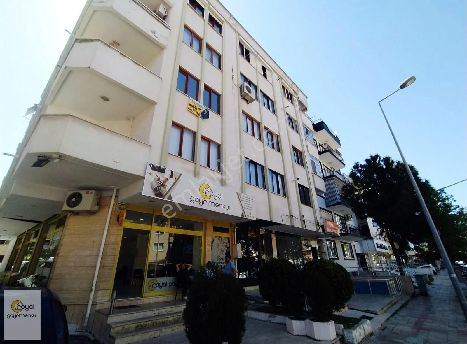 Kıbrısşehitleri Cad. 3+1 170 M² Geniş Asansörlü Aileye Kiralık