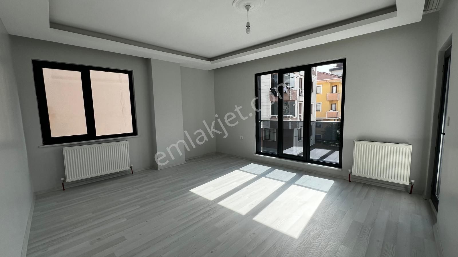 Parseller Mahallesi Yeni Binada Sahibinden 2. Ara Kat Kiralık Daire Metroya Yürüme Mesafesinde