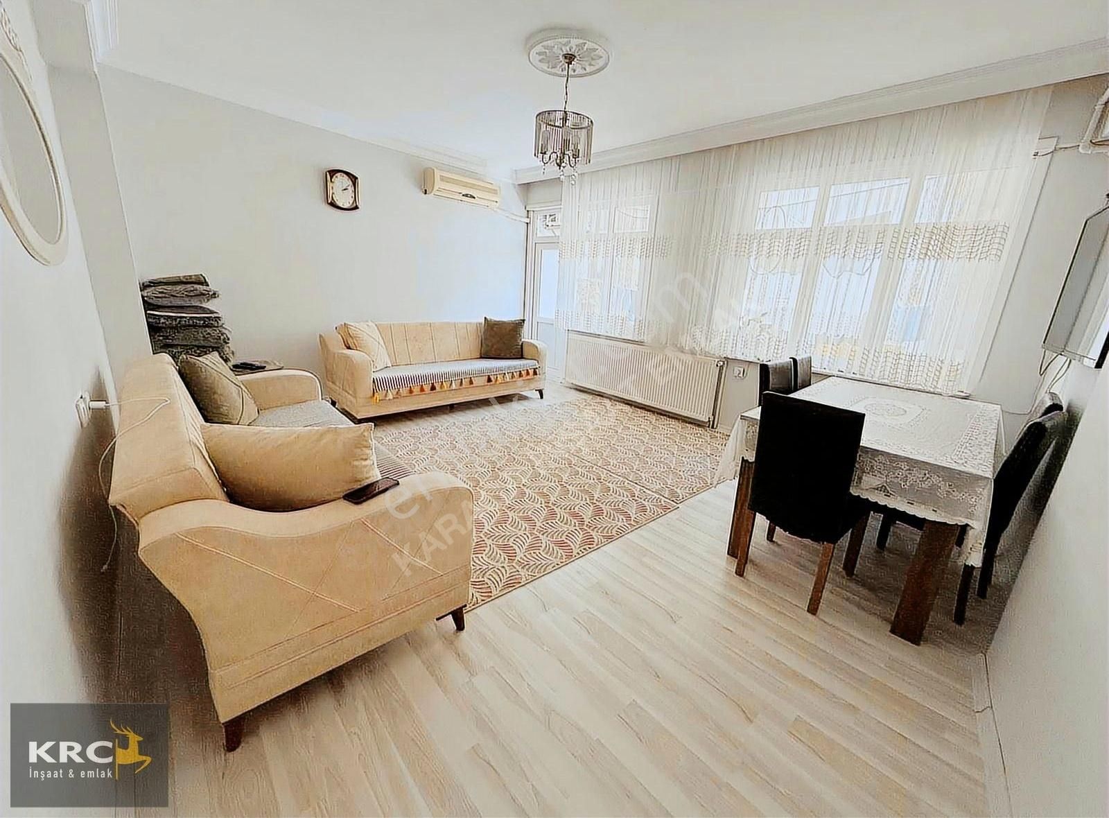 Kağıthane T Paşa Uçankuş Sok Satılık 3+1 Daire